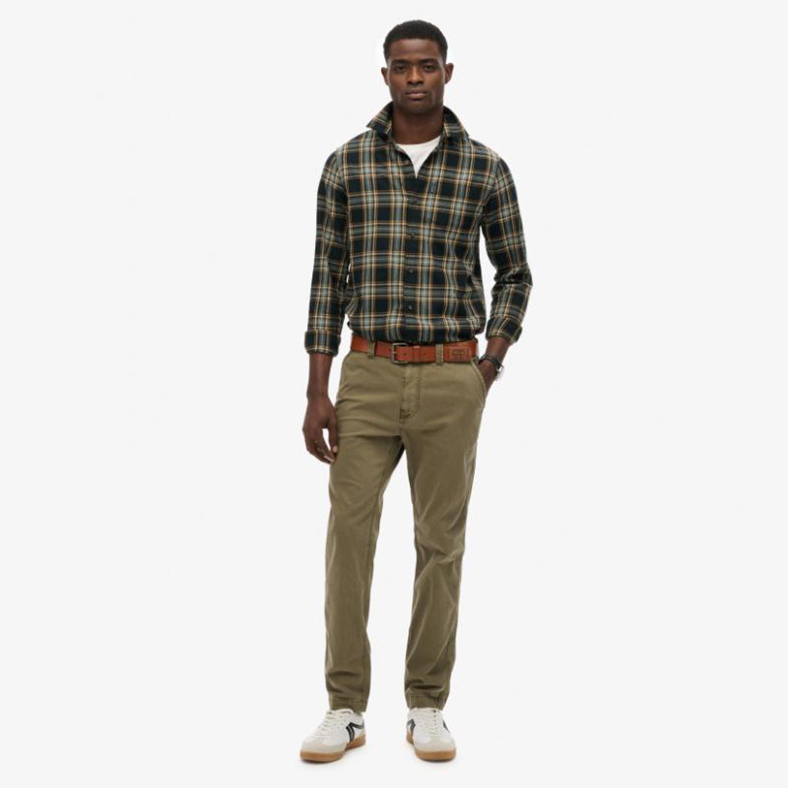 بنطلون تشينو رجالي سادة بخصر متوسط وإغلاق بأزرار وسحاب من سوبر دراي-men-clothing-bottoms-trousersandchinos-chinos-image-4