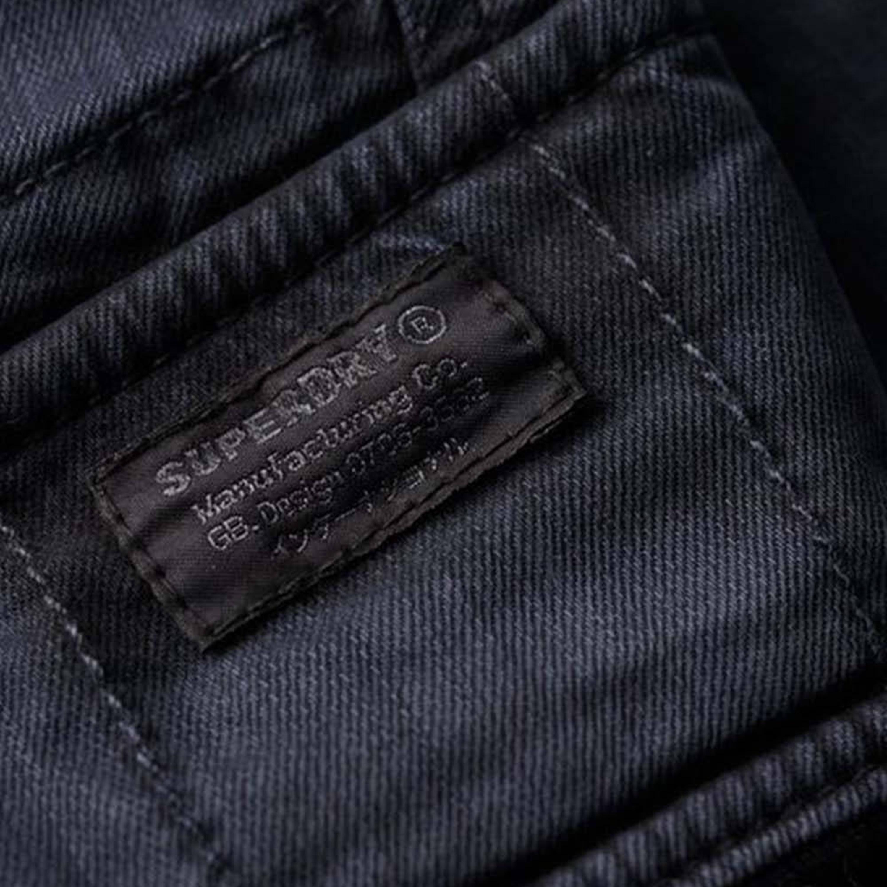 شورت كارغو رجالي سادة بفتحة سحاب وزر وقصة متوسطة الارتفاع من سوبردراي-men-clothing-bottoms-shorts-image-6