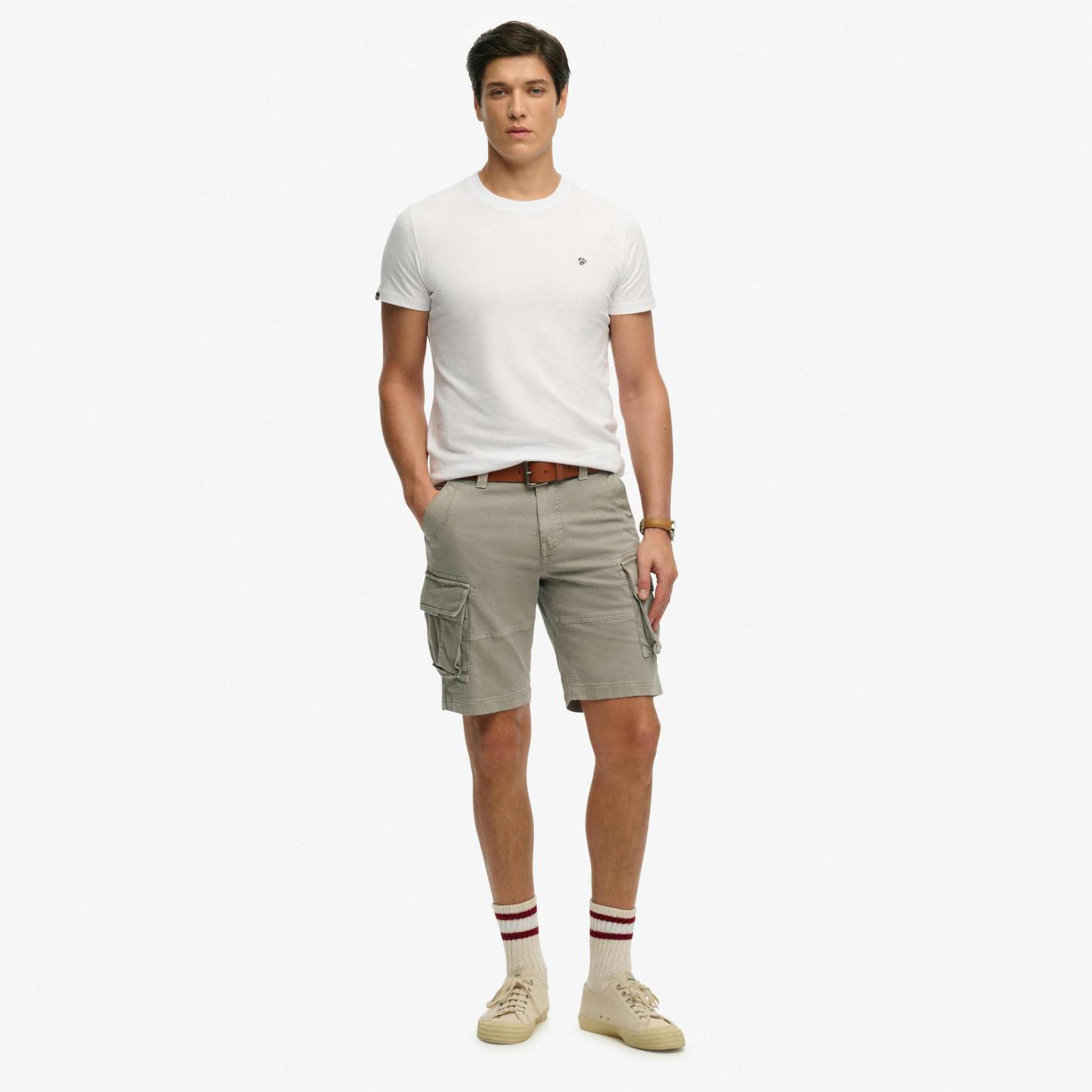 شورت كارغو رجالي سادة بفتحة سحاب وزر وقصة متوسطة الارتفاع من سوبردراي-men-clothing-bottoms-shorts-image-2