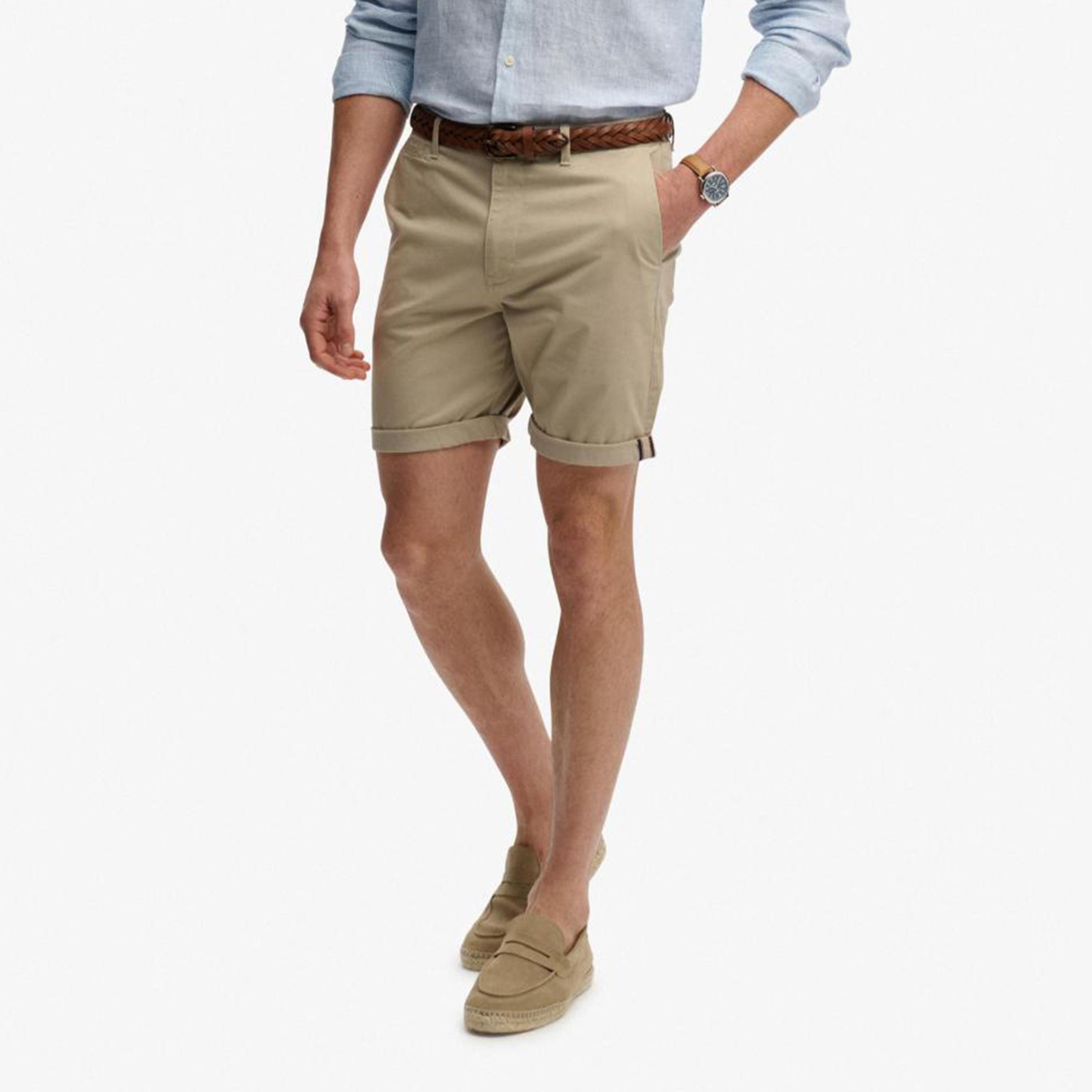 شورت تشينو رجالي سادة بفتحة سحاب وزر وقصة متوسطة الارتفاع من سوبردراي-men-clothing-bottoms-shorts-image-3
