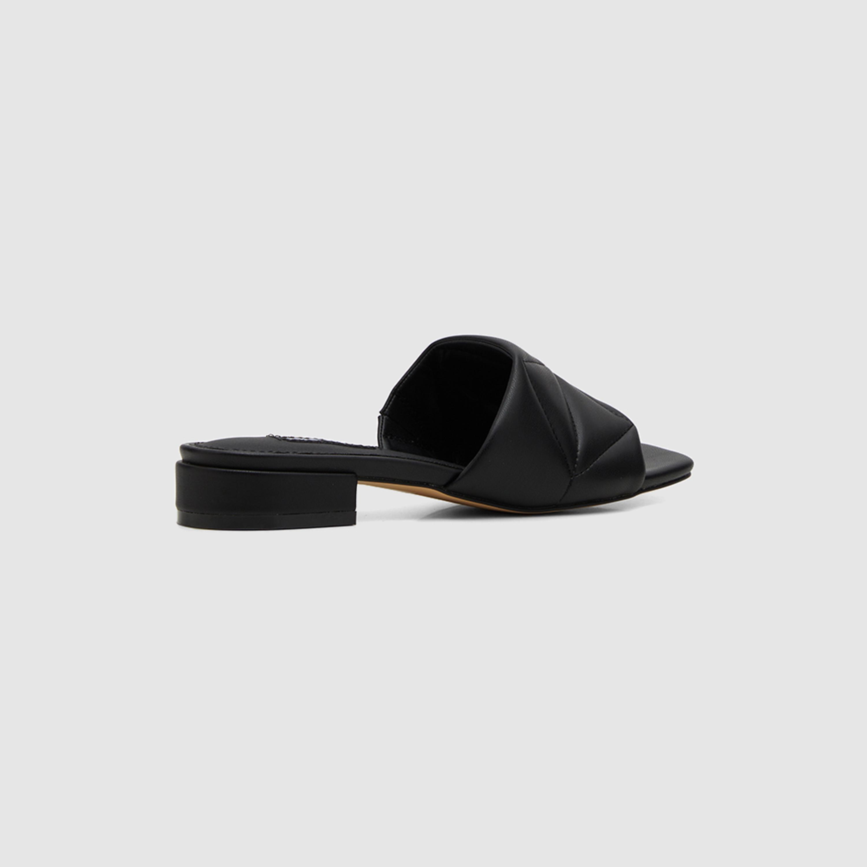 صنادل نسائية من ناين ويست ذات مقدمة مربعة مبطنة | MCFI-SIA-women-shoes-sandals-flats-image-2