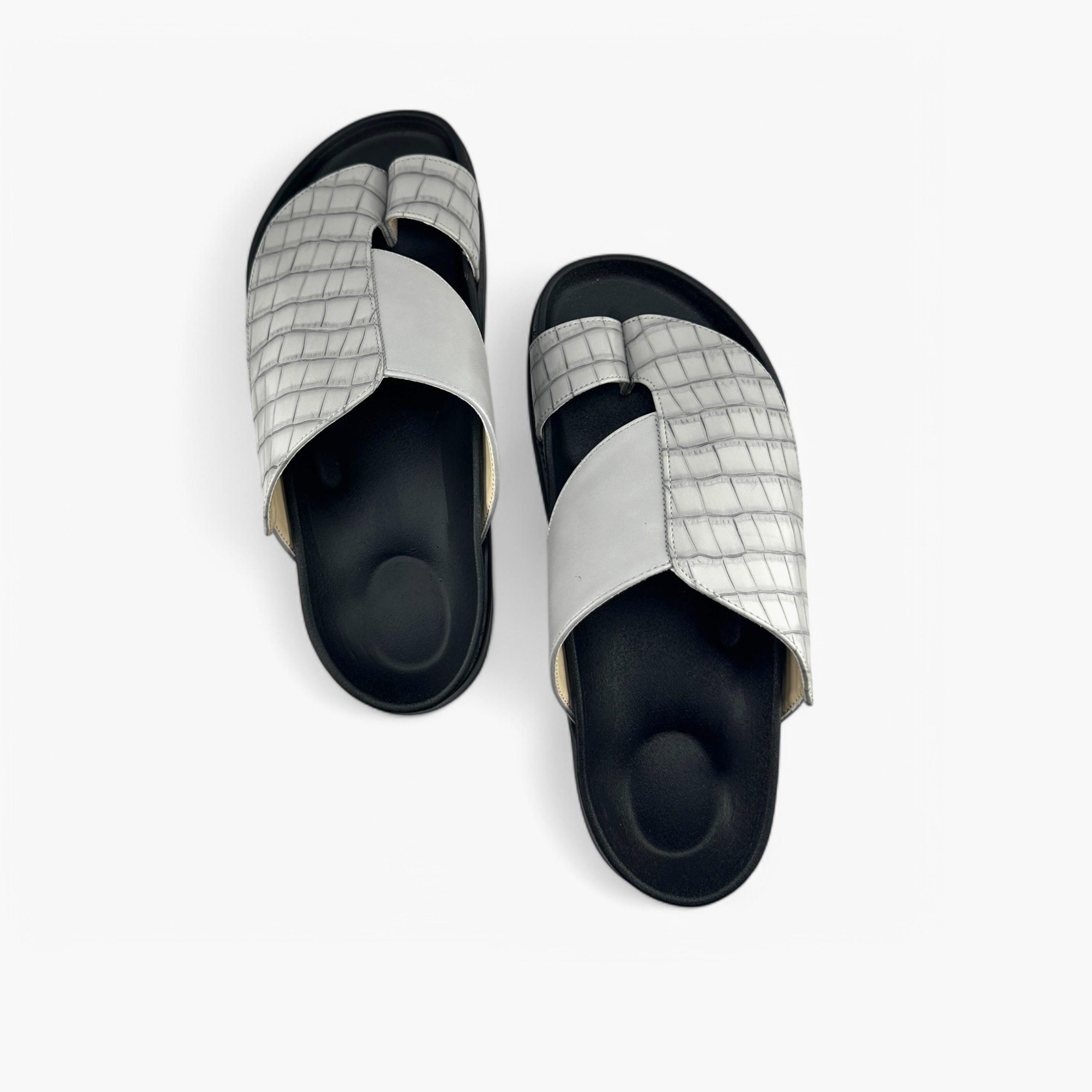 Al Fanoos Men's Slip-On Traditional Arabic Sandals | MK-CF64-men-shoes-sandals-image-3
