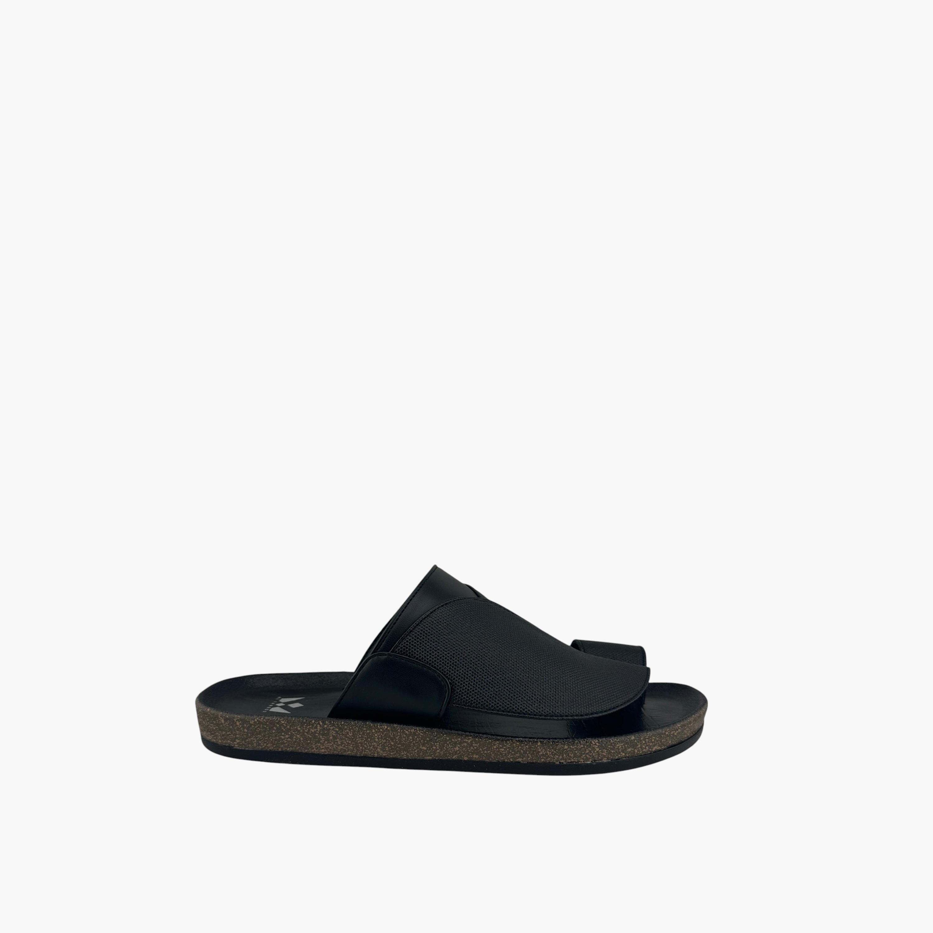 Al Fanoos Men's Slip-On Desert Bliss Arabic Sandals | MK-KU02-men-shoes-sandals-image-3