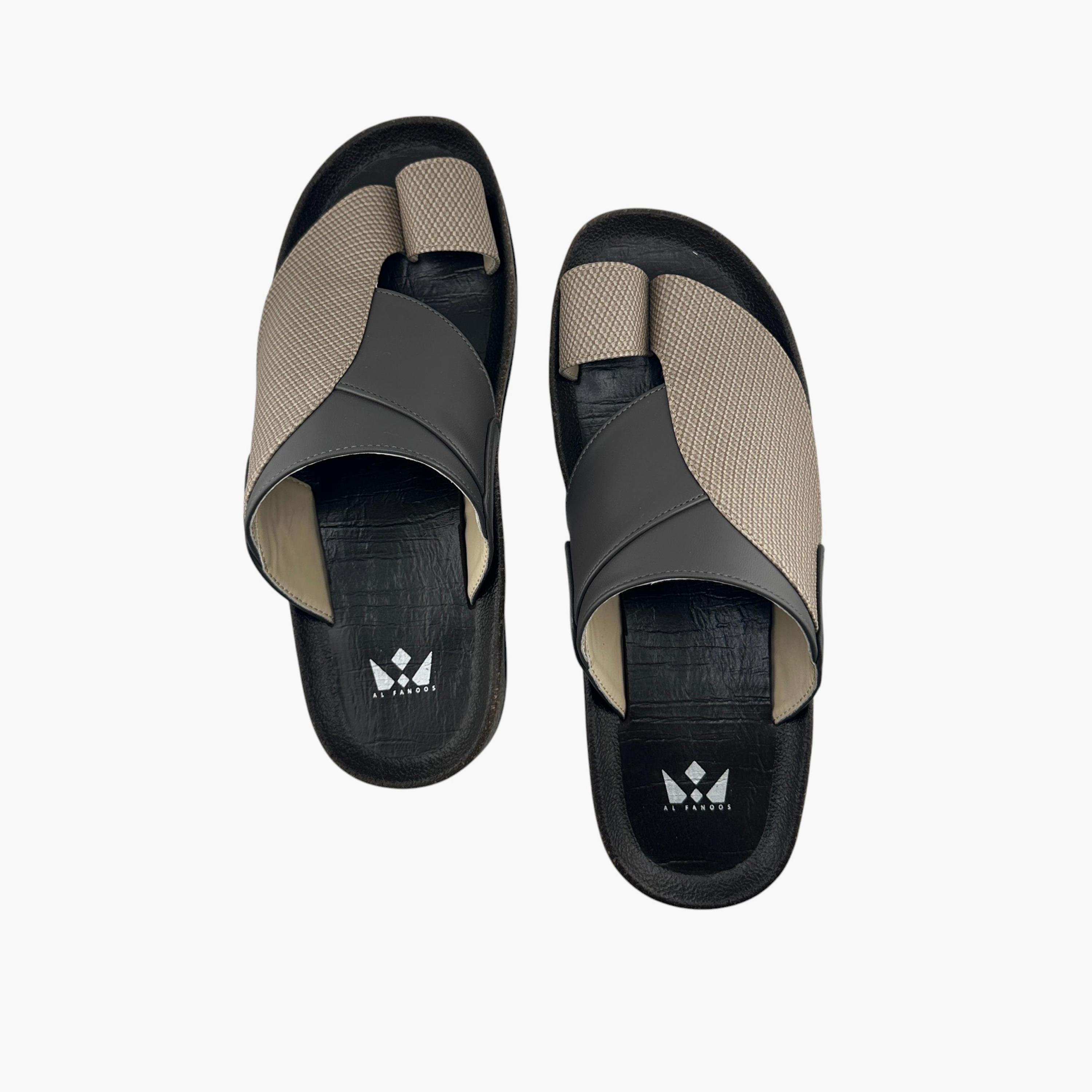Al Fanoos Men's Slip-On Desert Bliss Arabic Sandals | MK-KU02-men-shoes-sandals-image-2