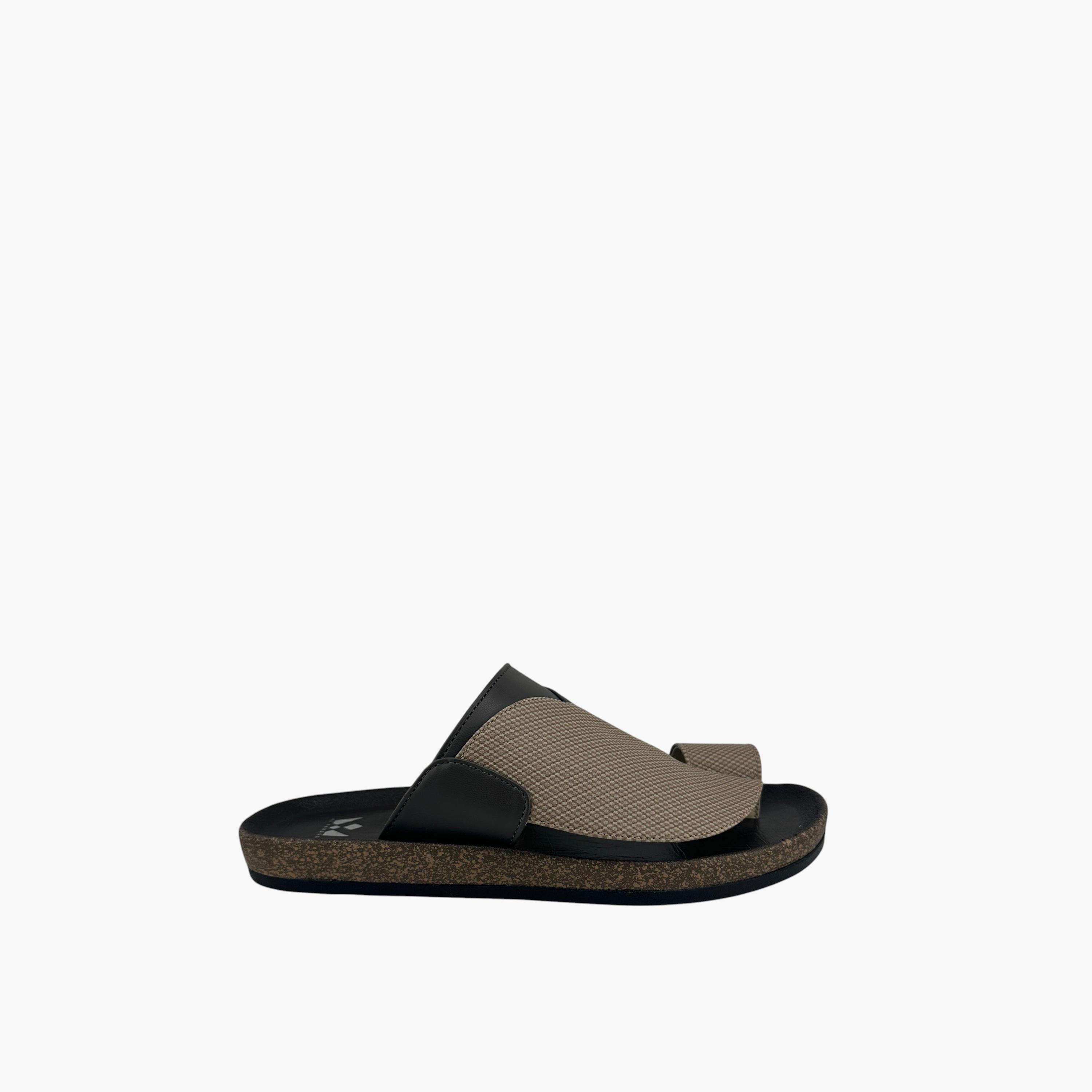 Al Fanoos Men's Slip-On Desert Bliss Arabic Sandals | MK-KU02-men-shoes-sandals-image-5