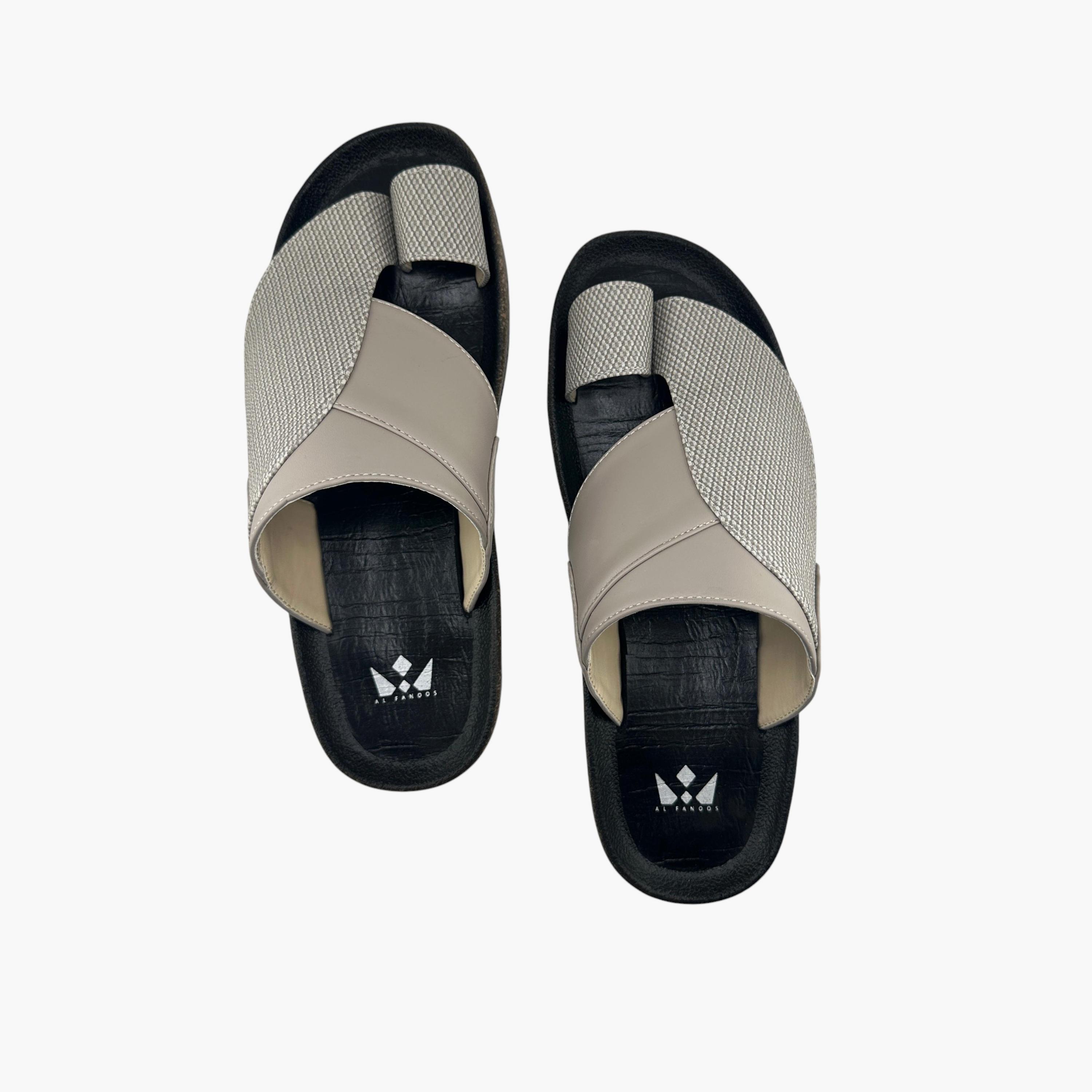 Al Fanoos Men's Slip-On Desert Bliss Arabic Sandals | MK-KU02-men-shoes-sandals-image-3