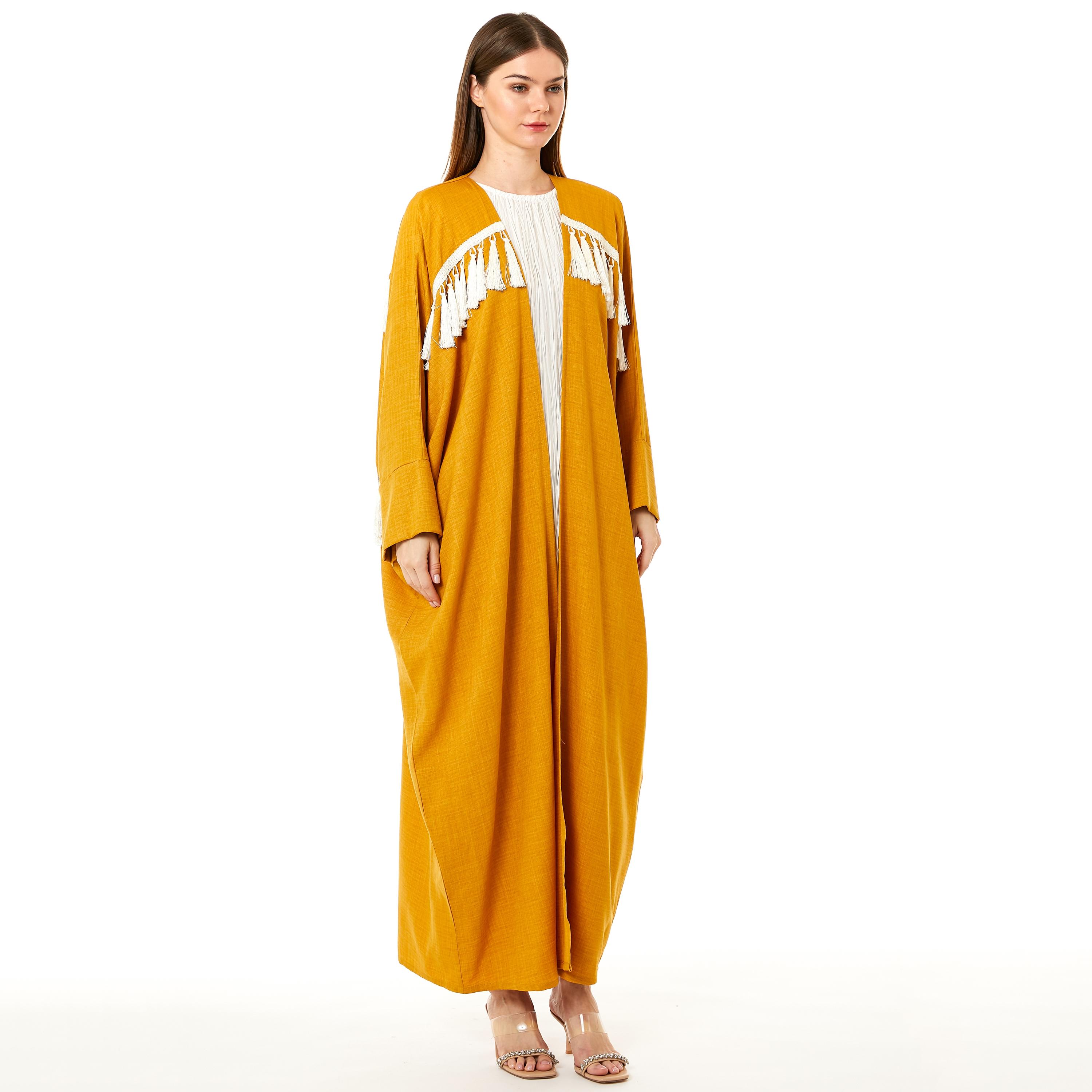  عباية نسائية بلون الخردل مفتوحة من الأمام بأكمام واسعة مع حجاب من مويستريت-women-arabicclothing-abayas-image-3