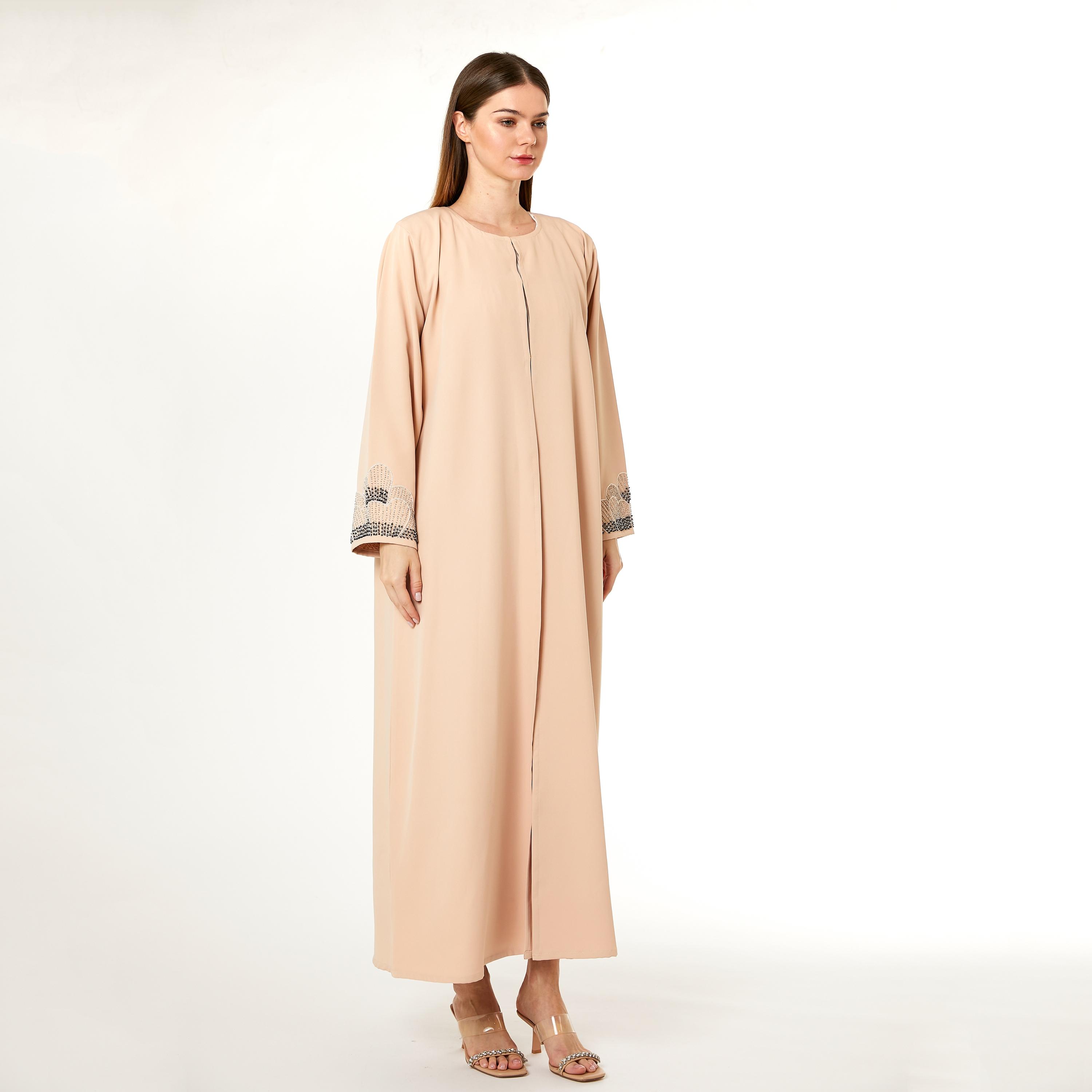  عباية نيدا نسائية باللون الخوخي مع الحجاب من مويستريت-women-arabicclothing-abayas-image-3
