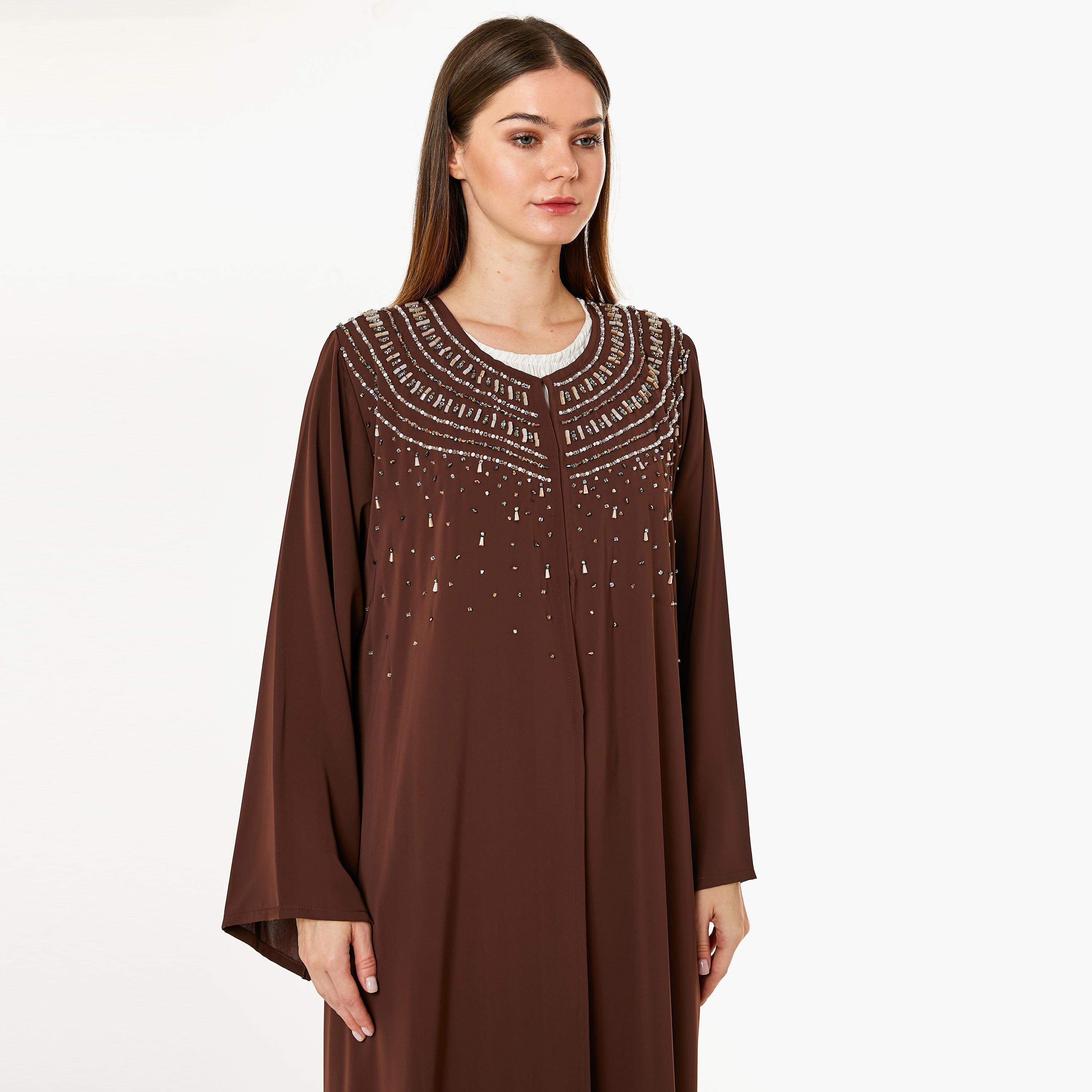  عباية نيدا بنية اللون مطرزة بالخرز مع الحجاب من مويستريت-women-arabicclothing-abayas-image-2
