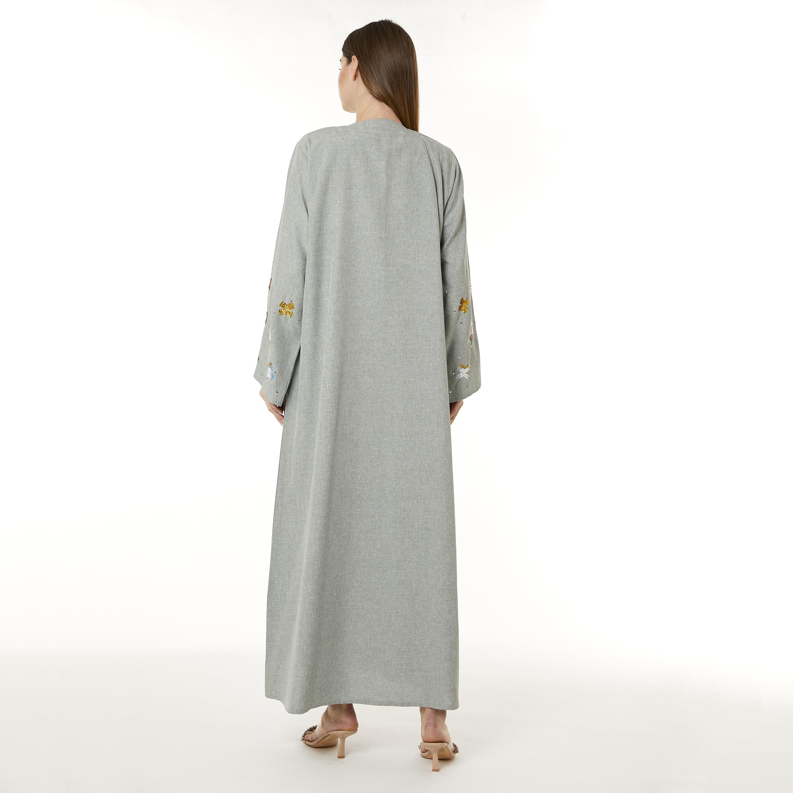  عباية نسائية مزينة بالترتر باللون الرمادي مع حجاب من مويستريت-women-arabicclothing-abayas-image-4
