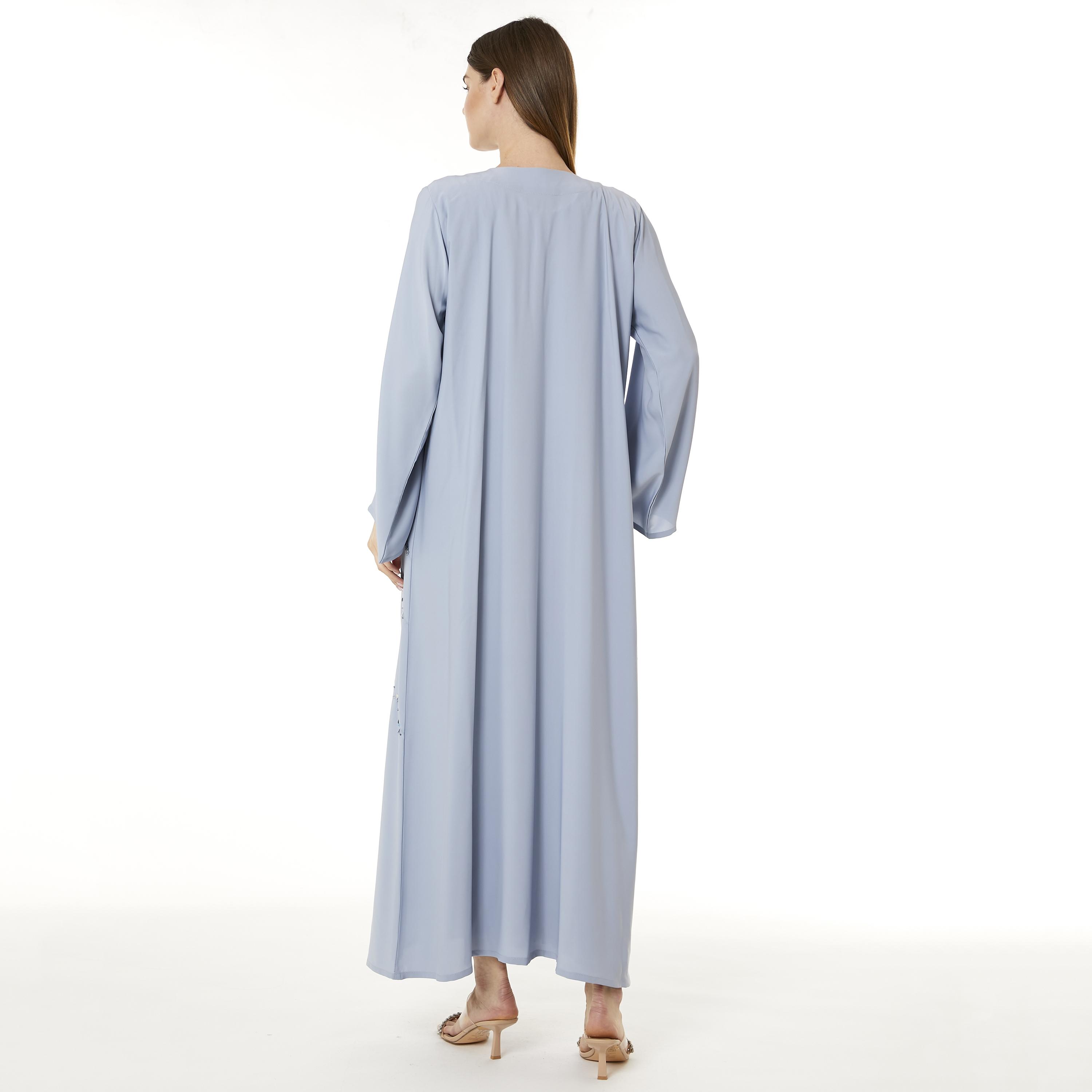  عباية نسائية مفتوحة من الأمام من الكريب باللون الأزرق الفاتح مع حجاب من مويستريت-women-arabicclothing-abayas-image-4