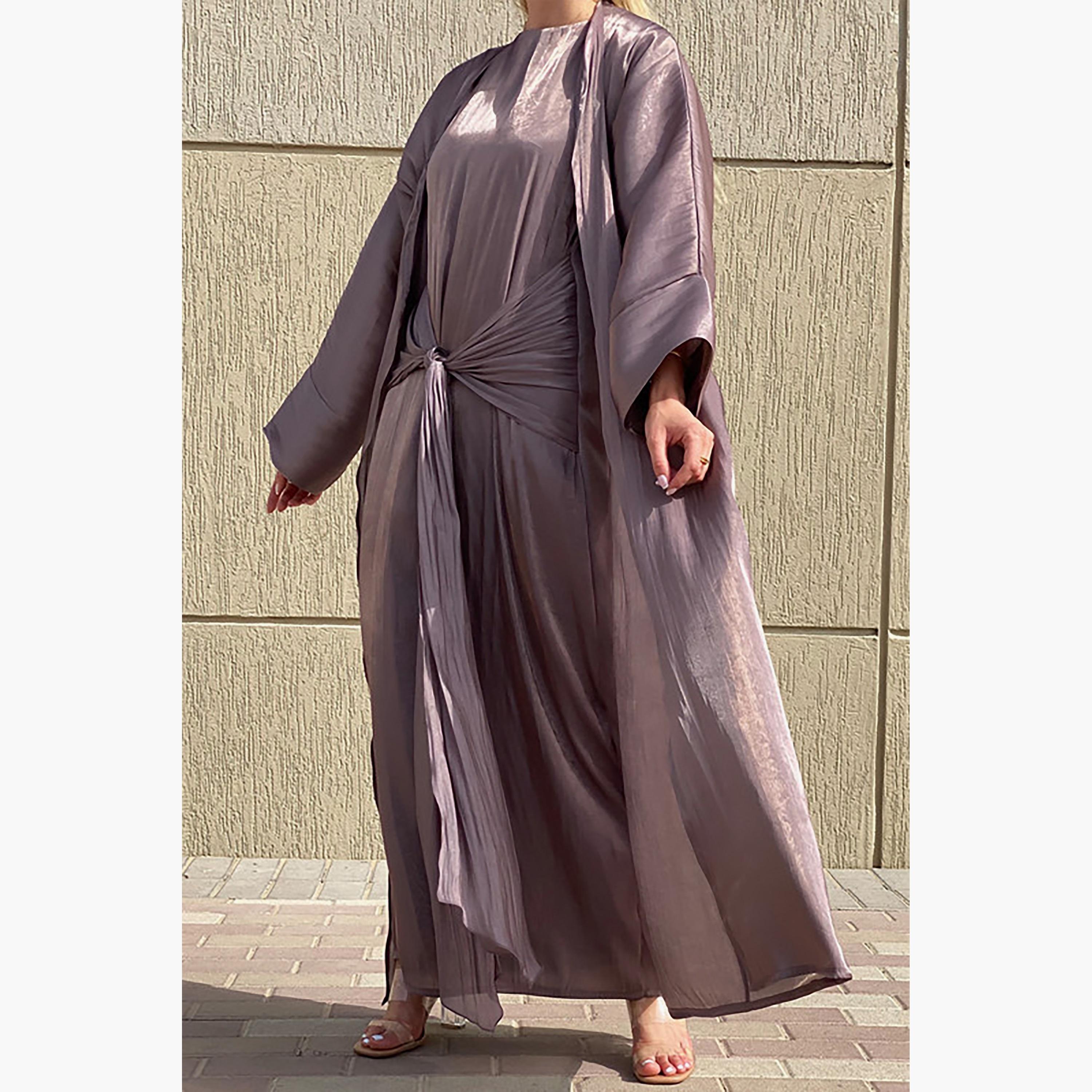 MOiSTREET 3-Piece Set Pink Rotana Shimmer Flared Sleeves Abaya and Inner Dress with Sheila-women-arabicclothing-abayainner-image-4