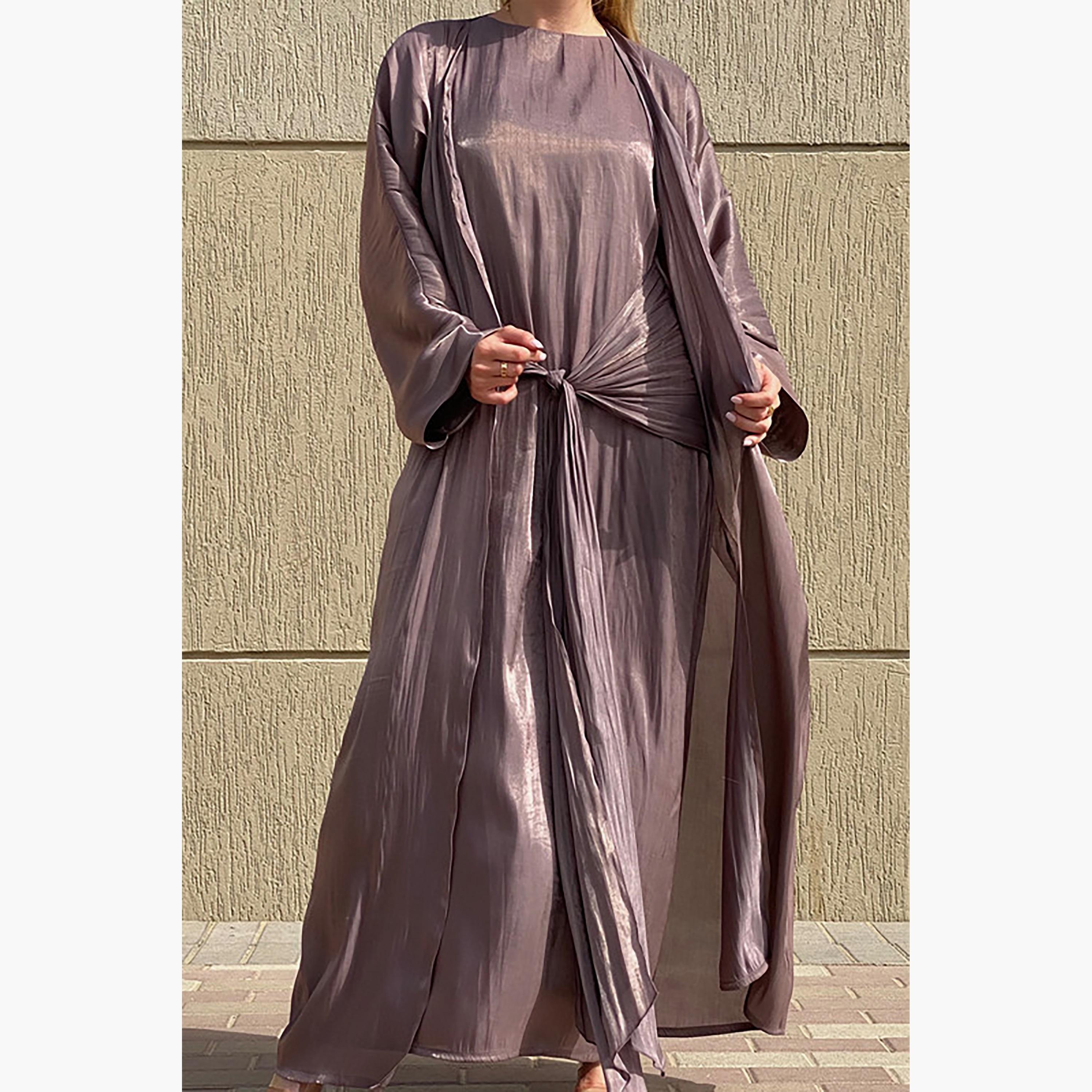 MOiSTREET 3-Piece Set Pink Rotana Shimmer Flared Sleeves Abaya and Inner Dress with Sheila-women-arabicclothing-abayainner-image-5