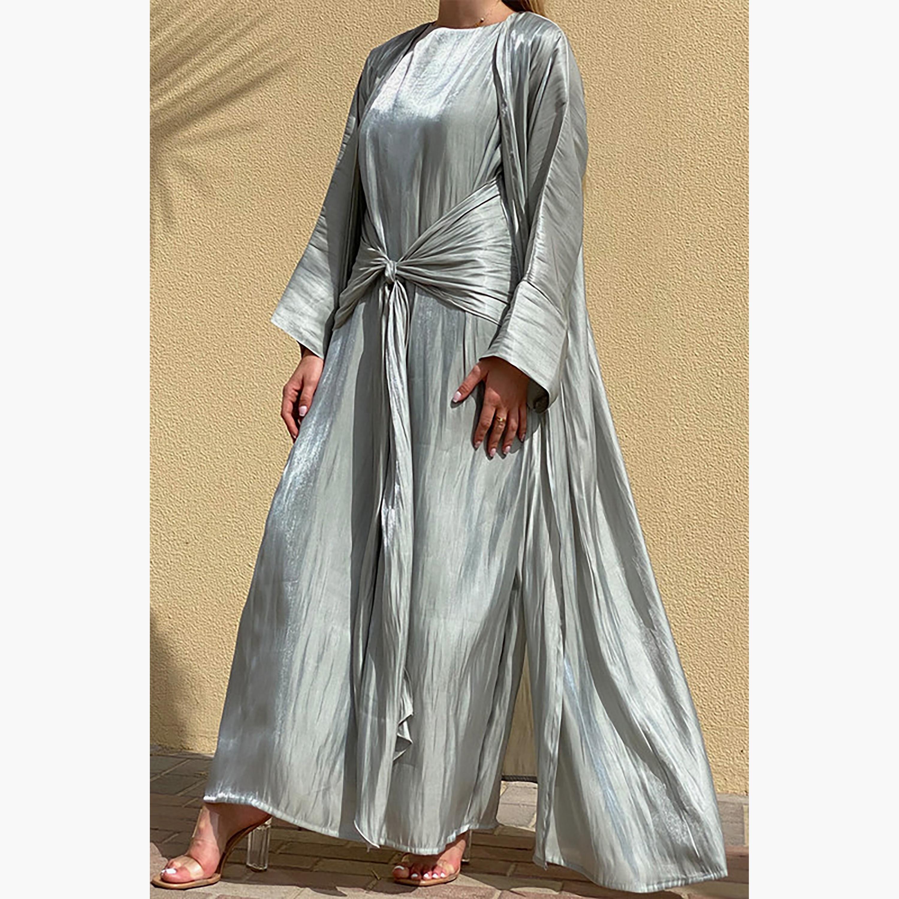 MOiSTREET 3-Piece Set Grey Rotana Shimmer Flared Sleeves Abaya and Inner Dress with Sheila-women-arabicclothing-abayainner-image-3