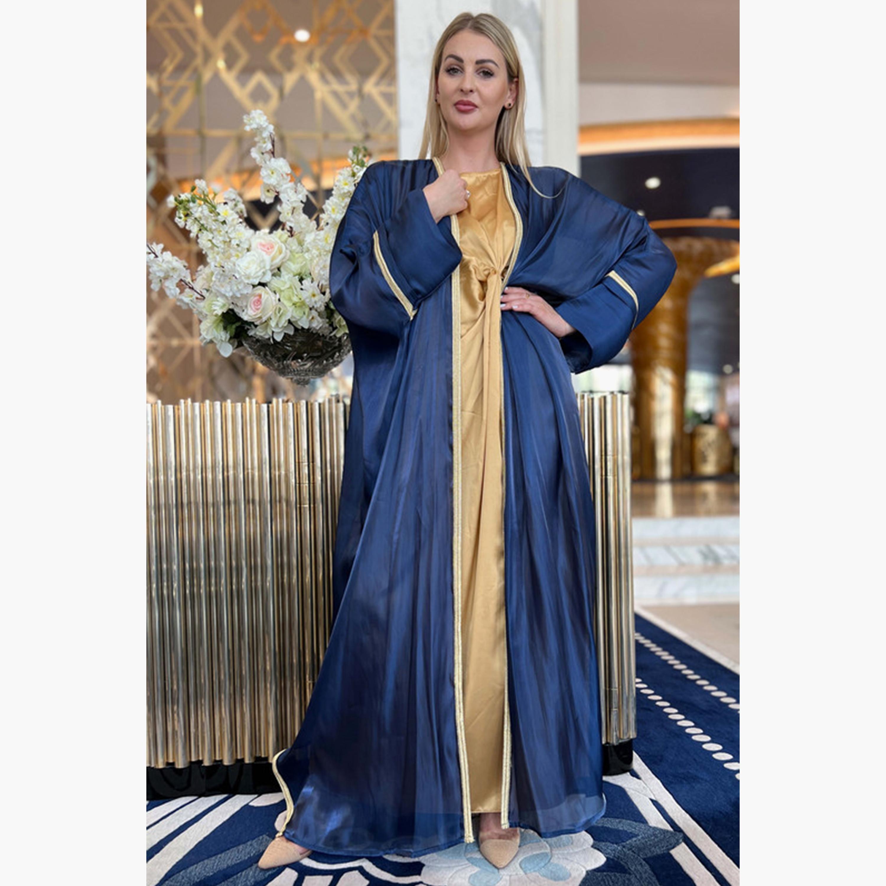 MOiSTREET 3-Piece Set Navy Rotana Shimmer Batwing Sleeves Bisht Abaya and Inner Dress with Sheila-women-arabicclothing-abayainner-image-3