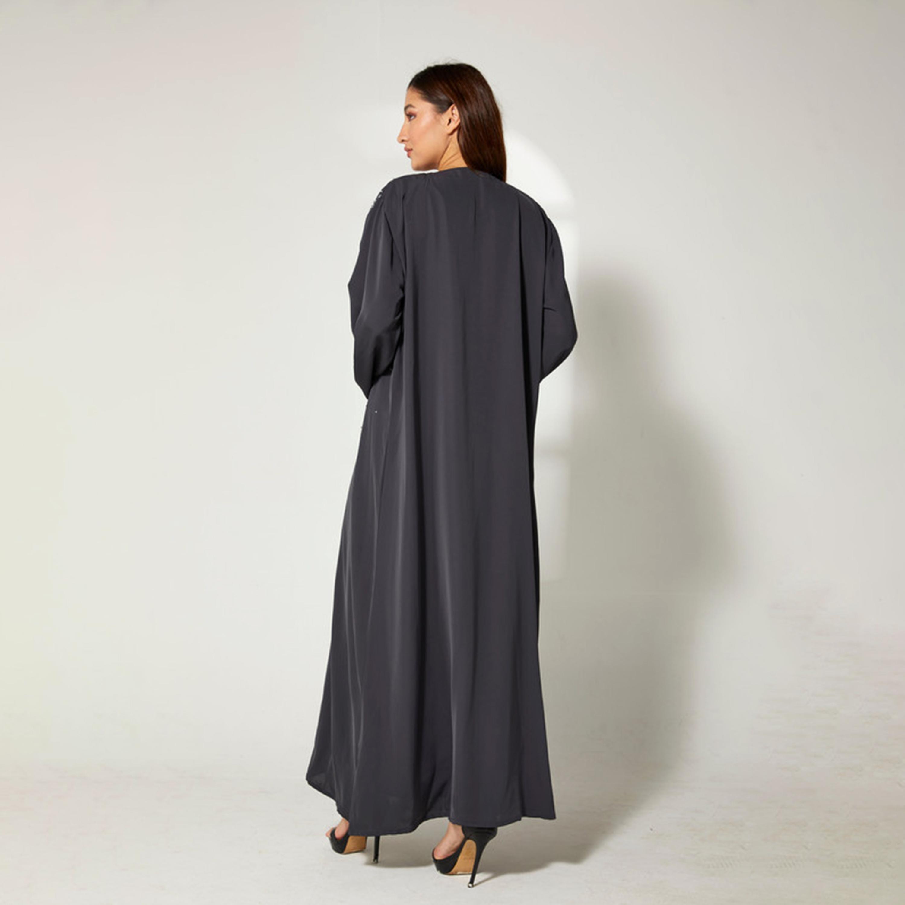 عباية نيدا كورية بأكمام واسعة ومزينة بالترتر باللون الرمادي مع شيلة من مويستريت-women-arabicclothing-abayas-image-5