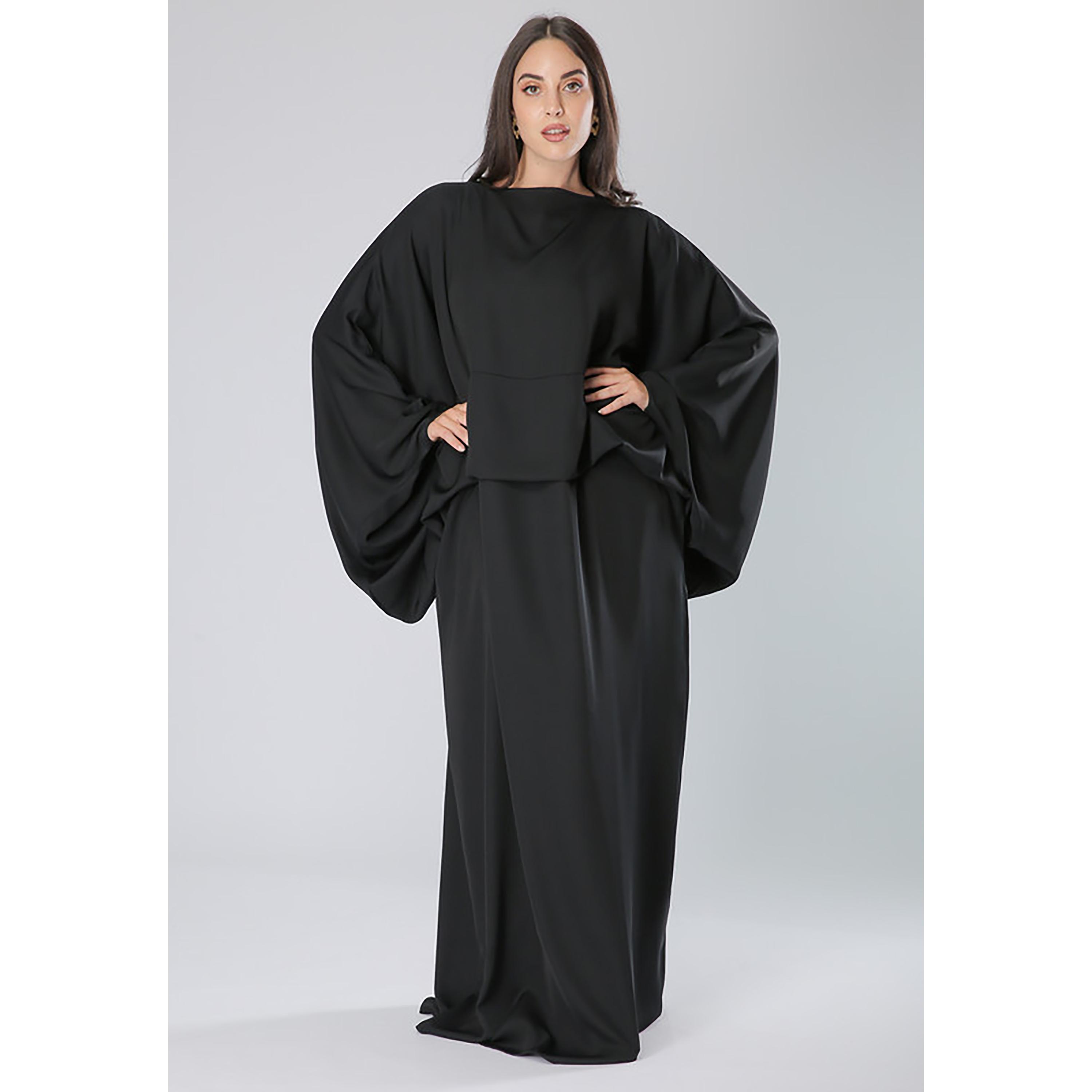 عباية فضفاضة بأكمام باتوينج باللون الأسود مع شيلة من مويستريت-women-arabicclothing-abayas-image-1