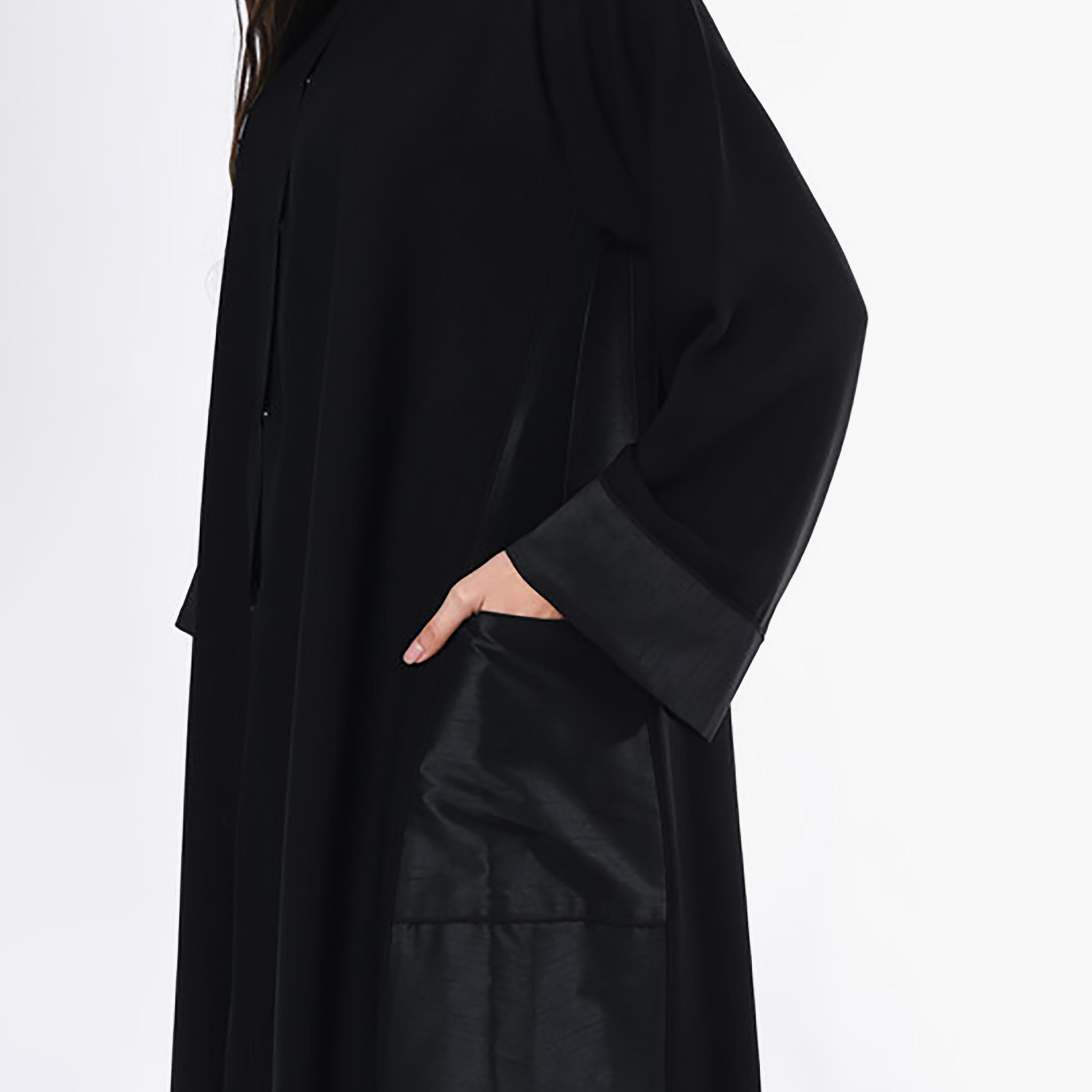 عباية كريب سوداء مع شيلة من مويستريت-women-arabicclothing-abayas-image-2