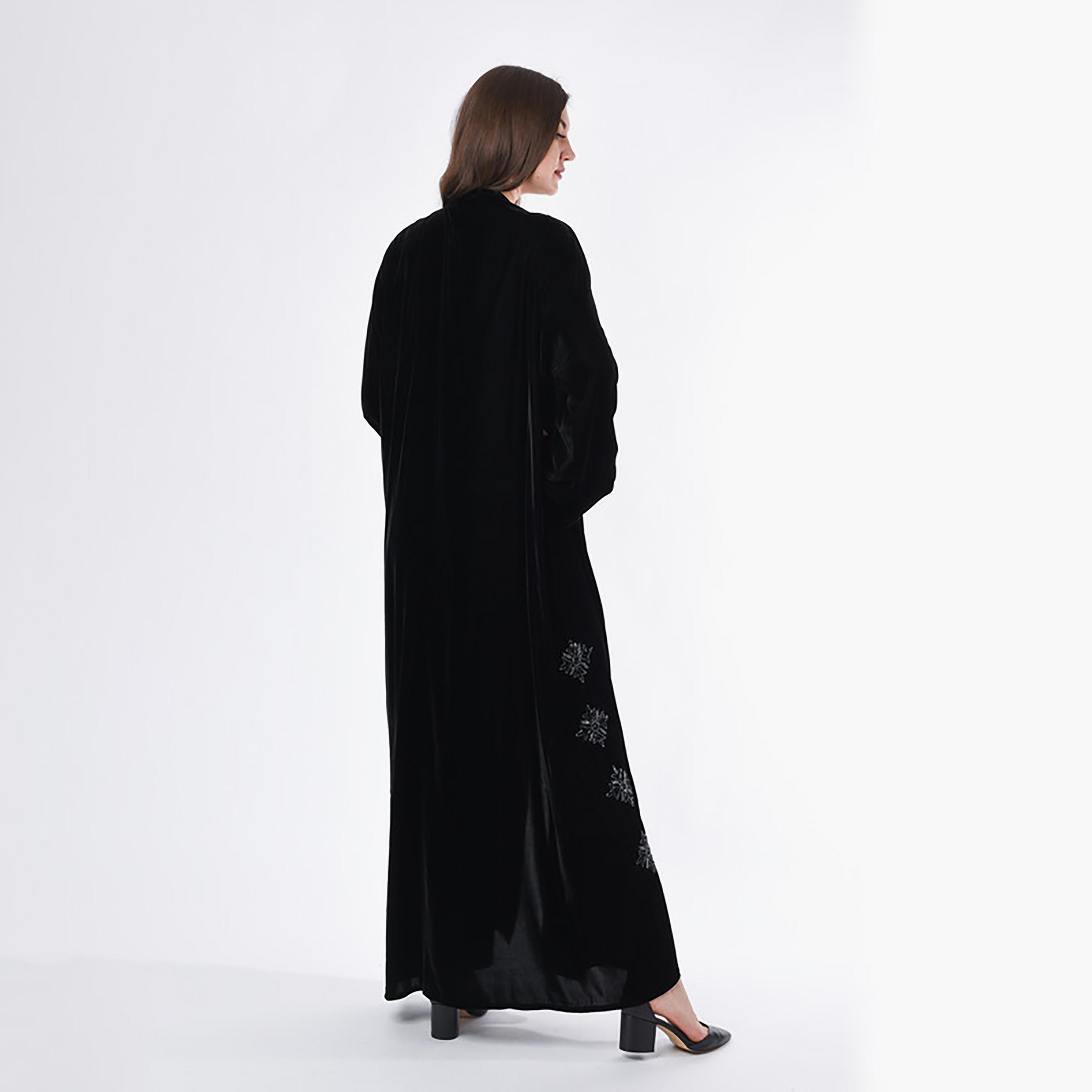 MOiSTREET Black Embroidered Velvet Flared Sleeves Abaya with Sheila-women-arabicclothing-abayas-image-4