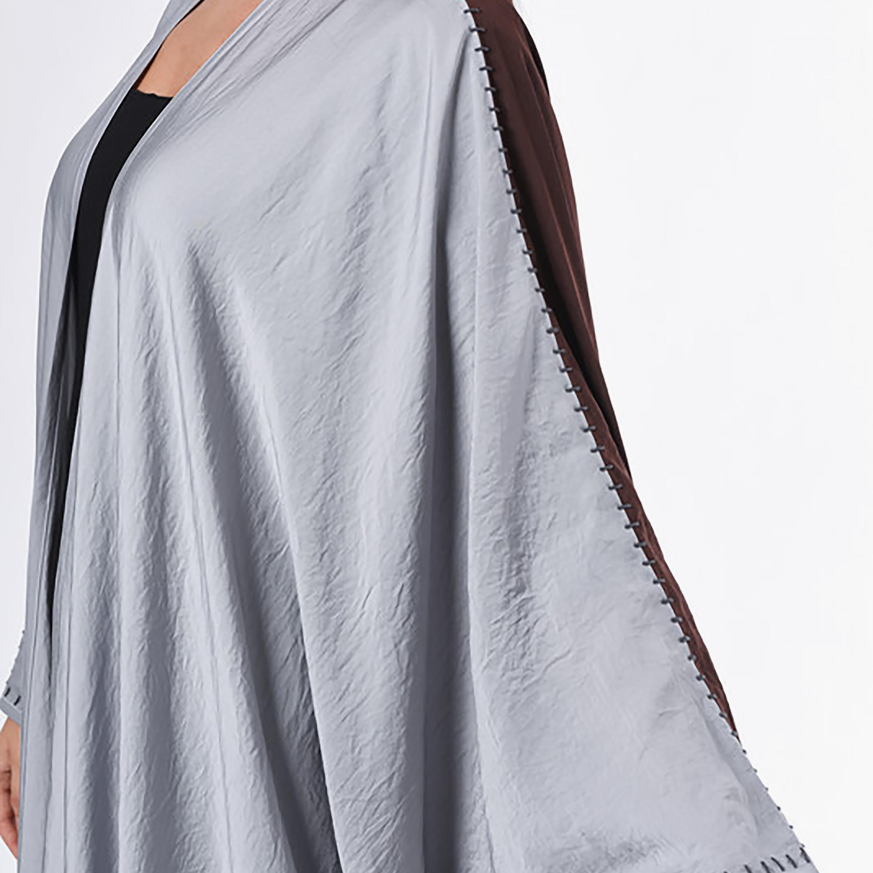 عباية متعددة الألوان بأكمام باتوينج مع شيلة من مويستريت-women-arabicclothing-abayas-image-2