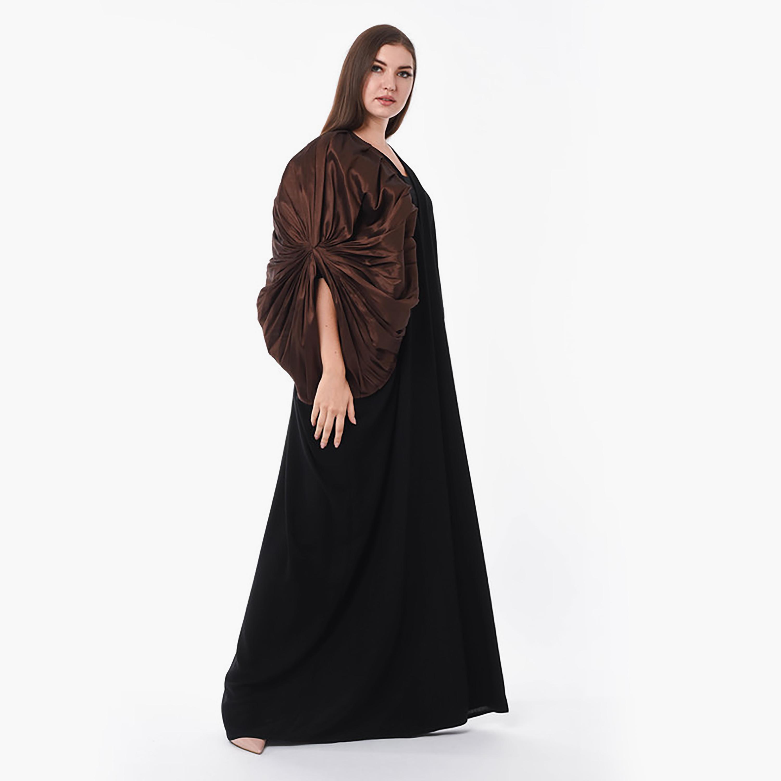 MOiSTREET Black Pleated Linen Slit Sleeves Abaya with Sheila-women-arabicclothing-abayas-image-3