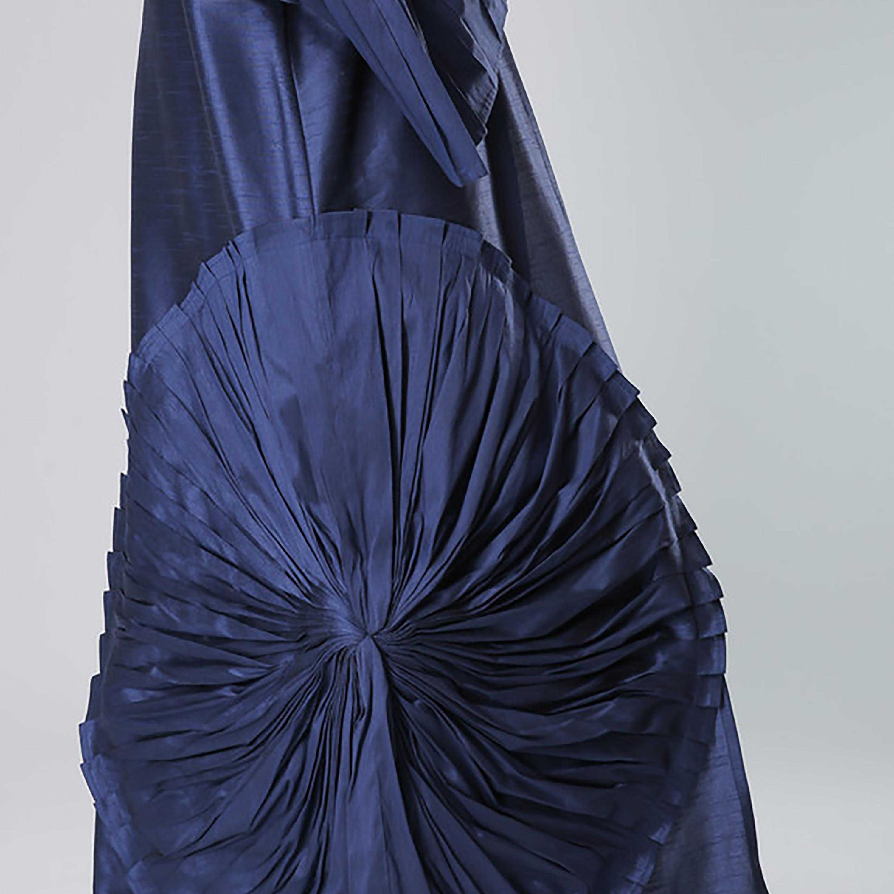 MOiSTREET Blue Pleated Bell Sleeves Abaya with Sheila-women-arabicclothing-abayas-image-2