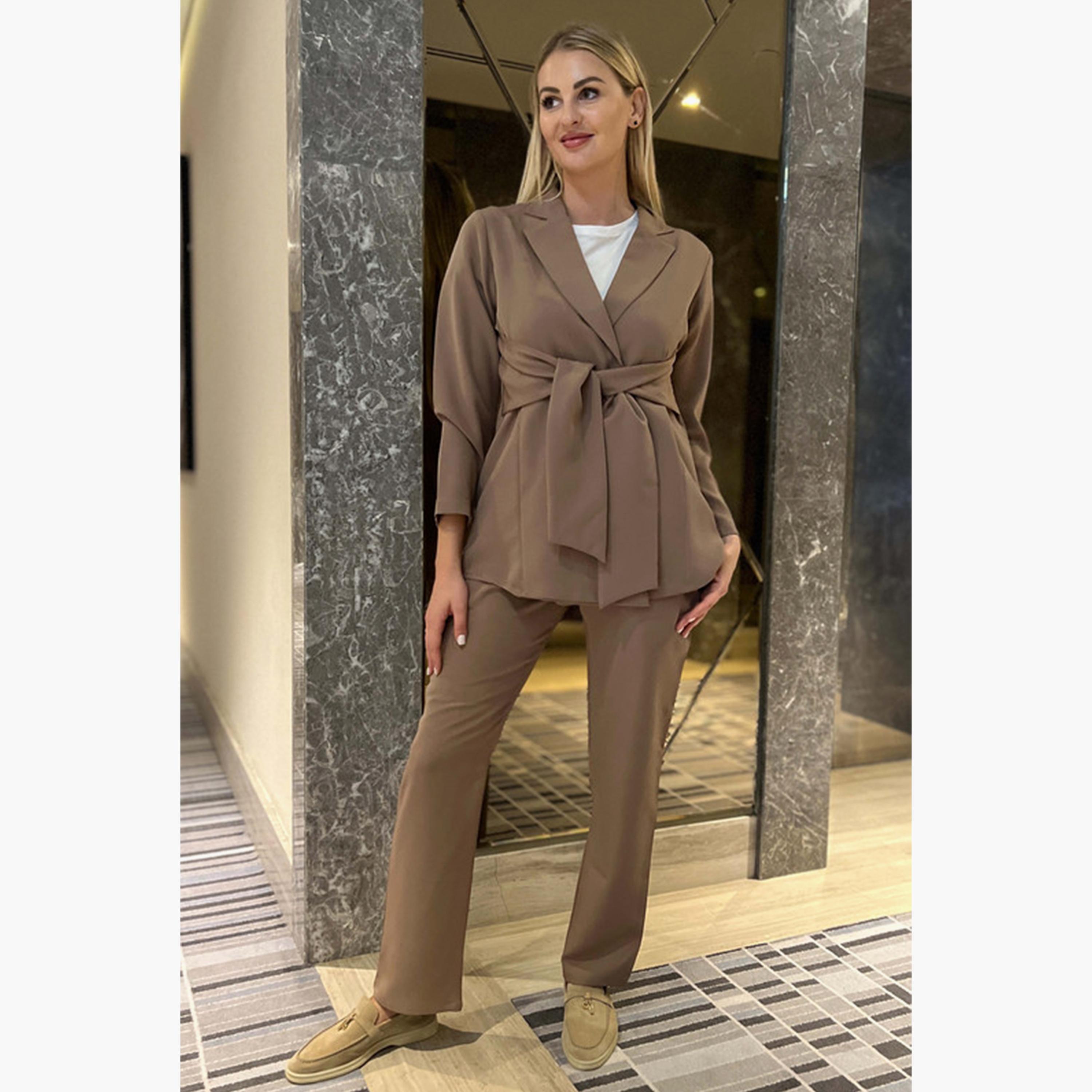 MOiSTREET 2-Piece Set Brown Barbie Crepe Notched Lapel Blazer and Pants-women-arabicclothing-abayainner-image-3