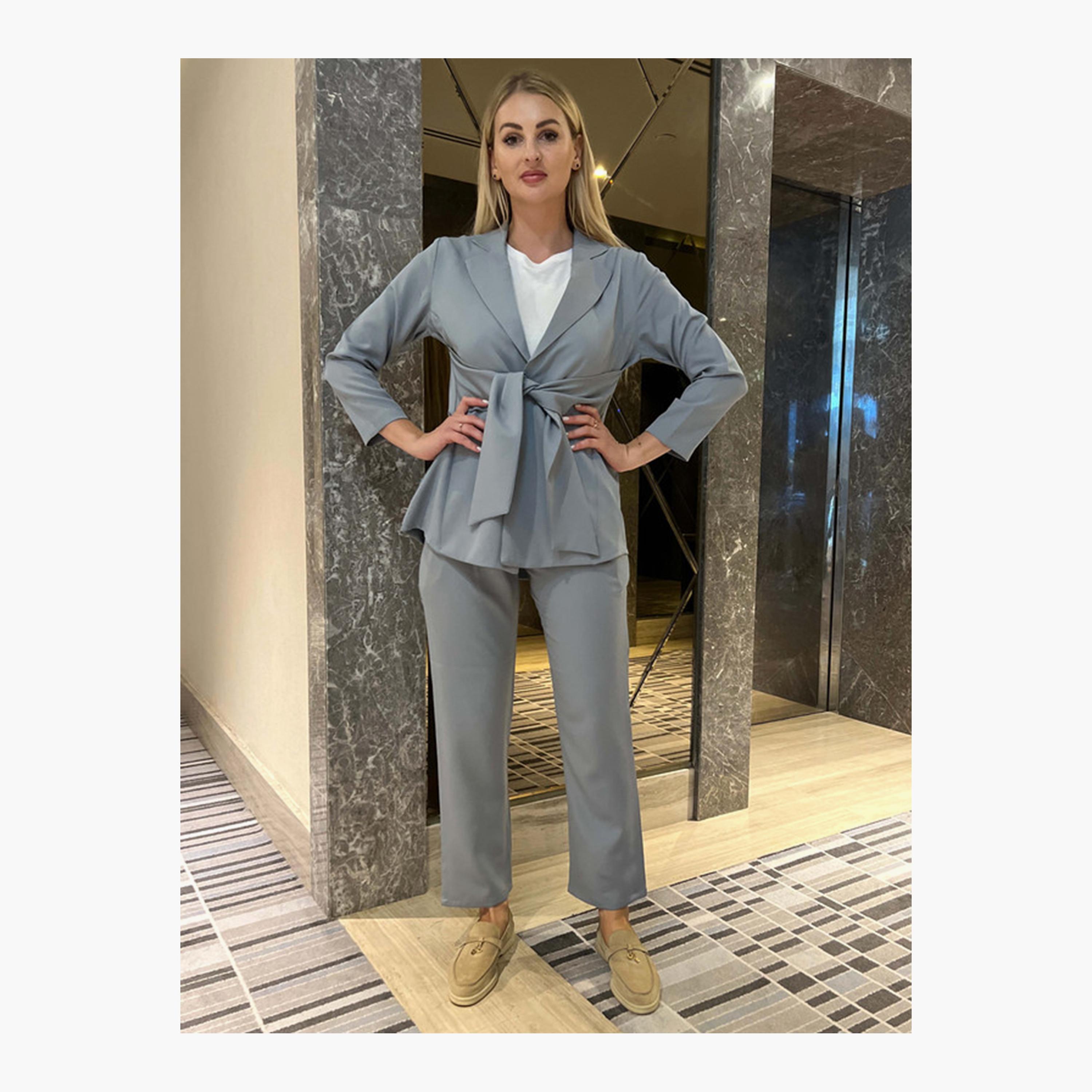 MOiSTREET 2-Piece Set Blue Barbie Crepe Notched Lapel Blazer and Pants-women-arabicclothing-abayainner-image-2