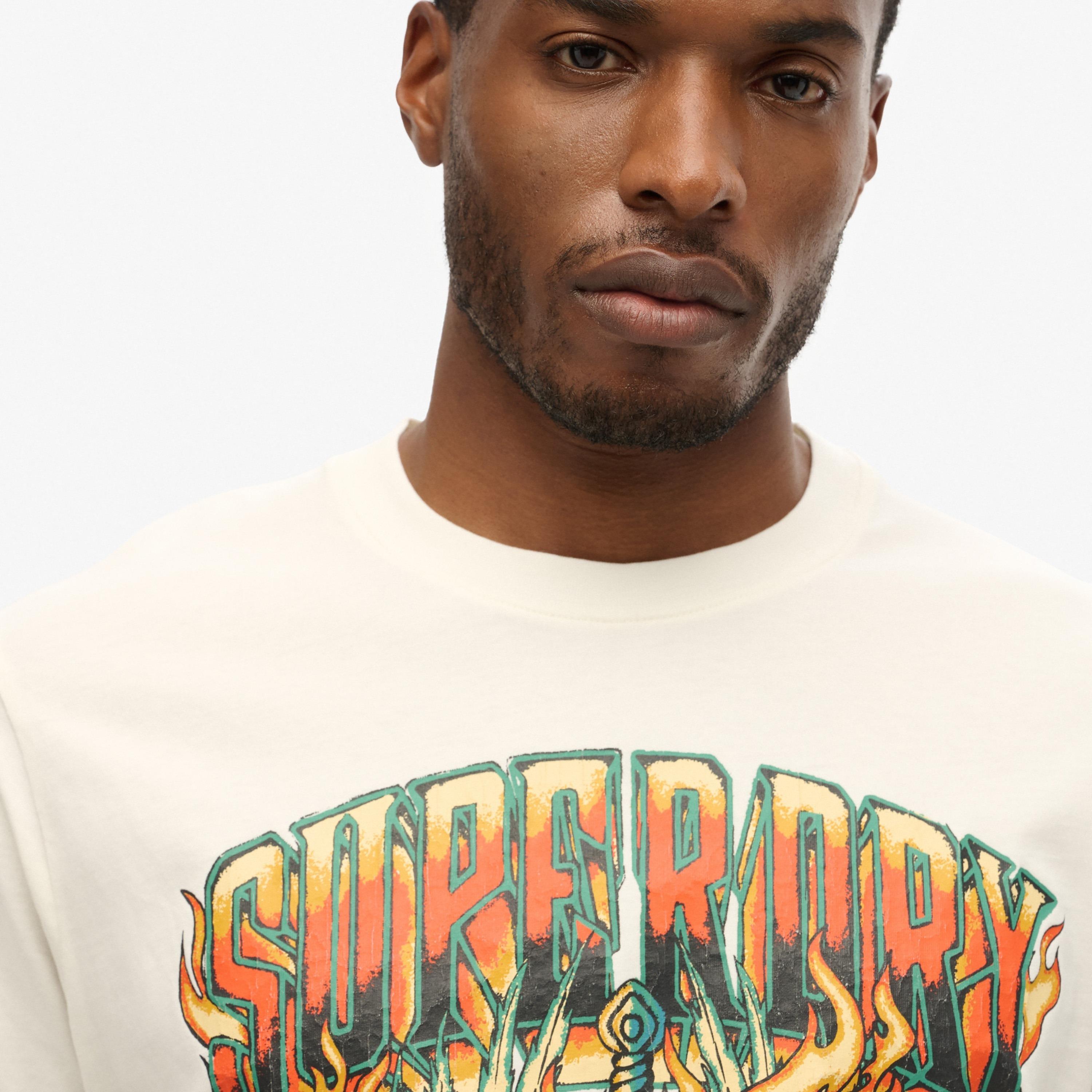 تي شيرت برسومات برقبة دائرية بأكمام قصيرة للرجال من سوبردراي-men-clothing-tshirtsandpolos-tshirts-image-3