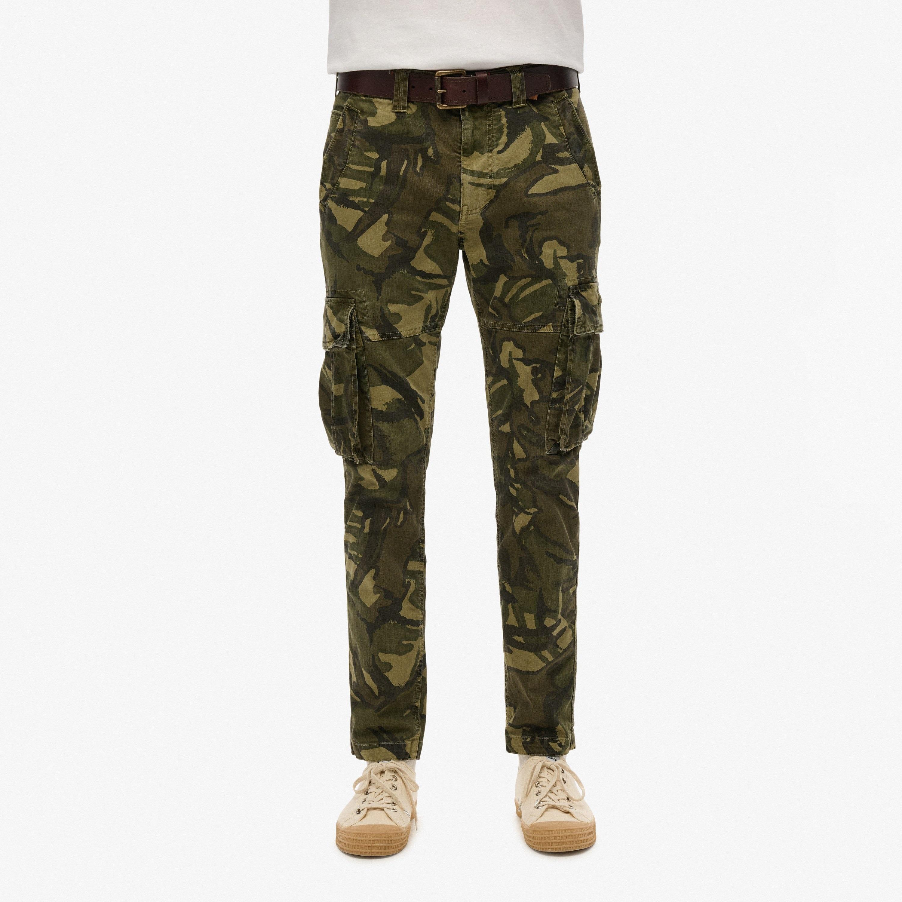 بنطال كارجو رجالي كاموفلاج متوسط الارتفاع بأزرار من سوبردراي-men-clothing-bottoms-joggers-image-1