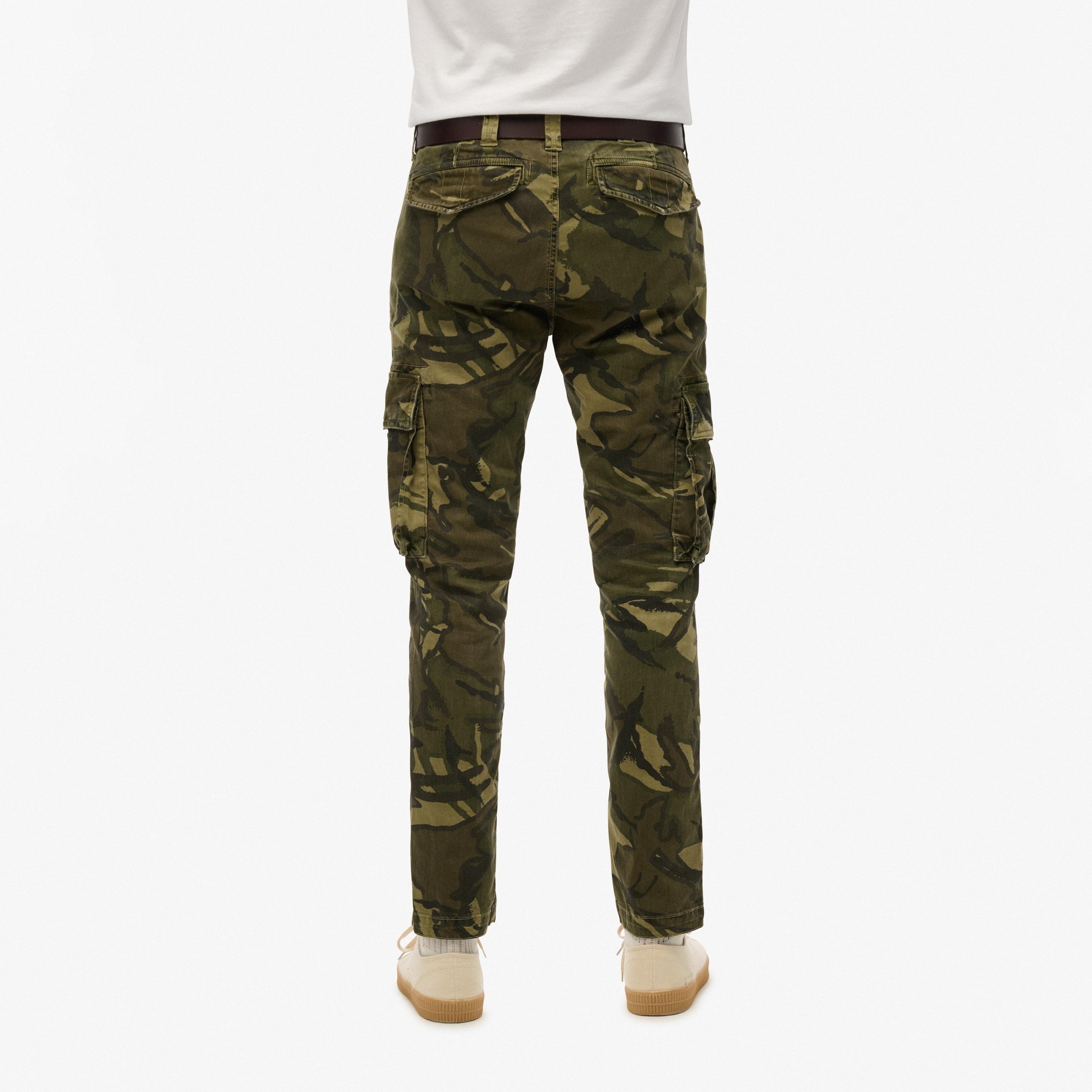 بنطال كارجو رجالي كاموفلاج متوسط الارتفاع بأزرار من سوبردراي-men-clothing-bottoms-joggers-image-4
