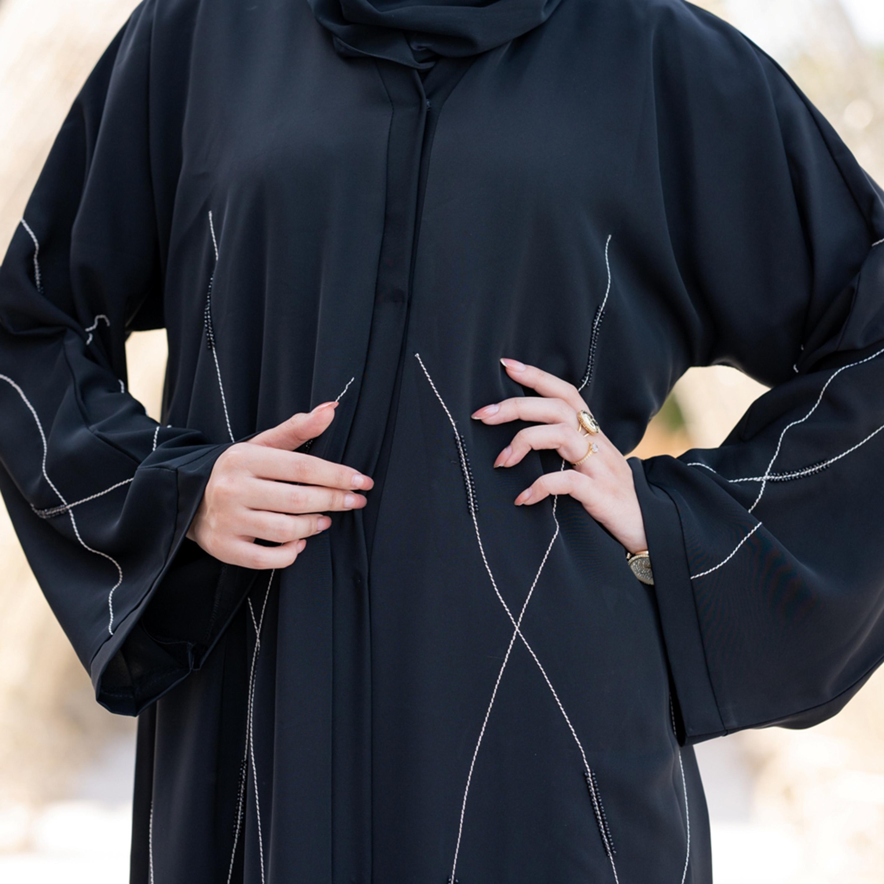 عباية نسائية مع حجاب بأكمام واسعة ومطرزة بالخرز الأسود من نخبه-women-arabicclothing-abayas-image-3
