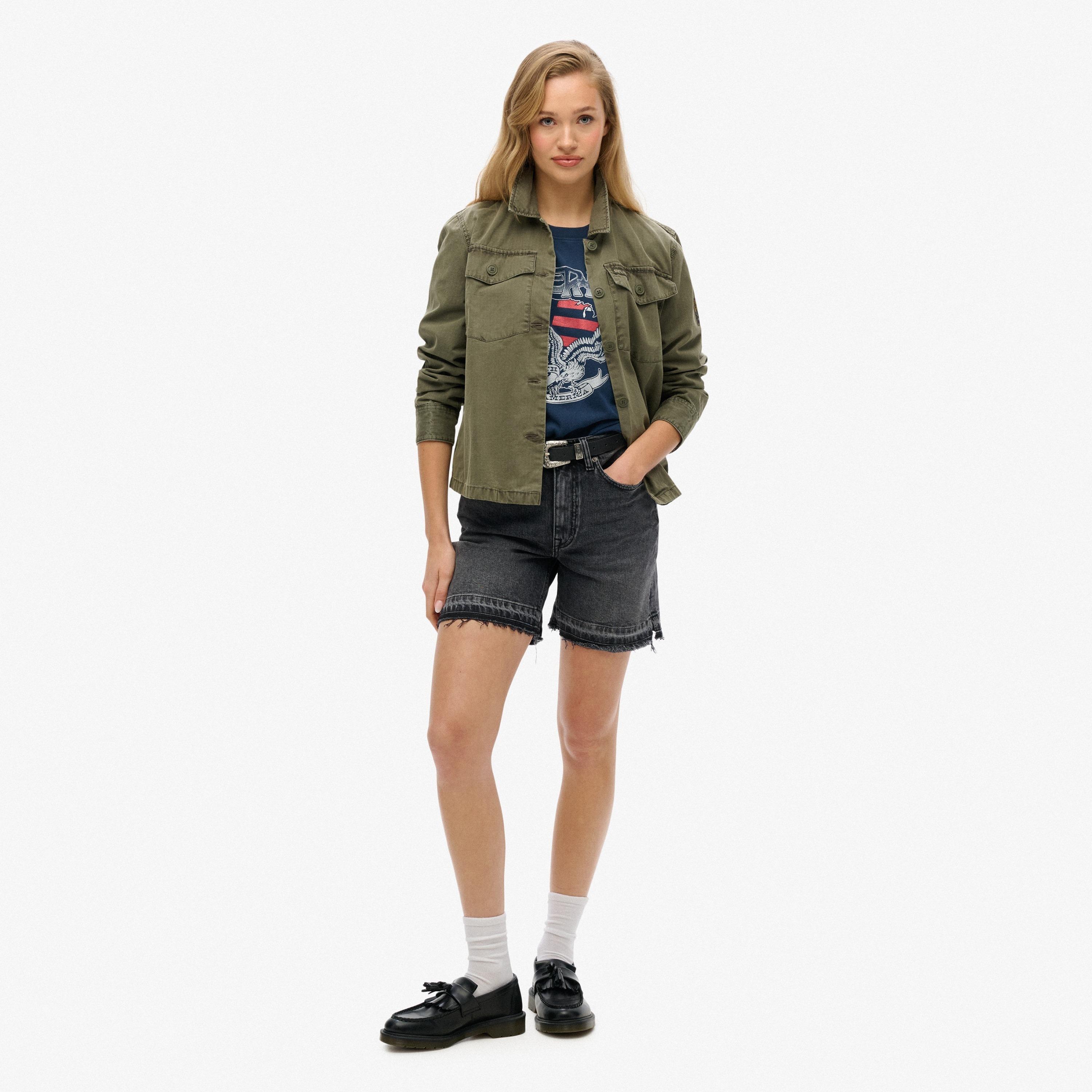 تي شيرت نسائي بياقة دائرية وأكمام قصيرة برسومات من سوبردراي-women-clothing-tshirts-image-2
