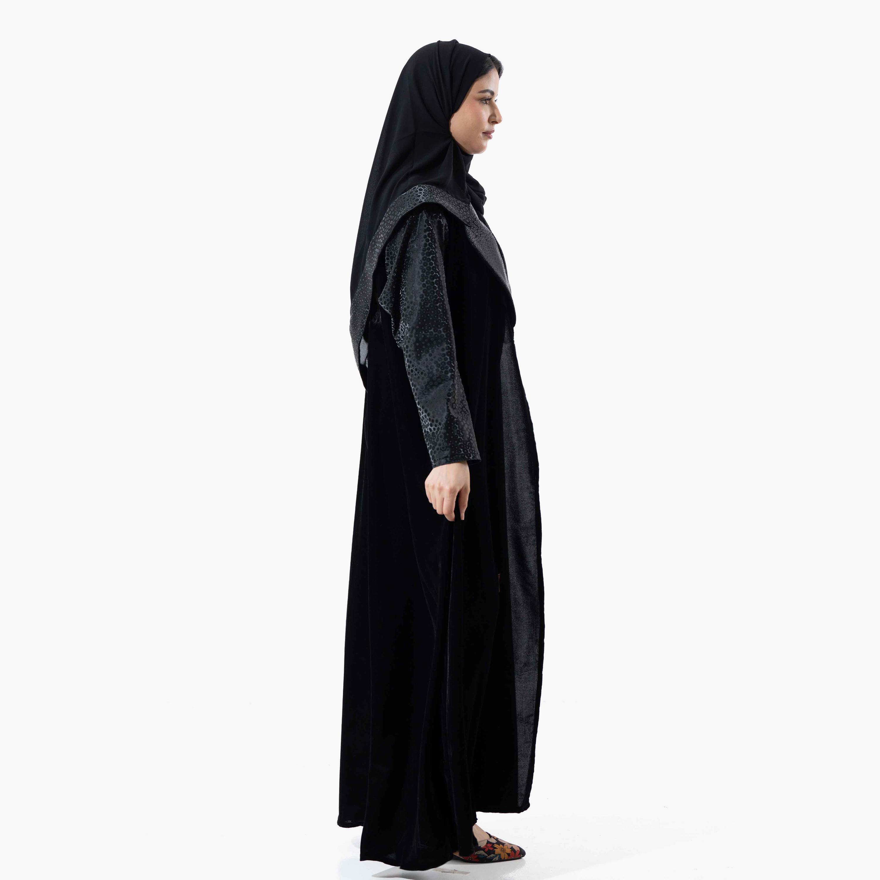 Zahiyh Printed Lapel Collared Velvet Women's Winter Abaya with Tarha-women-arabicclothing-abayas-image-3