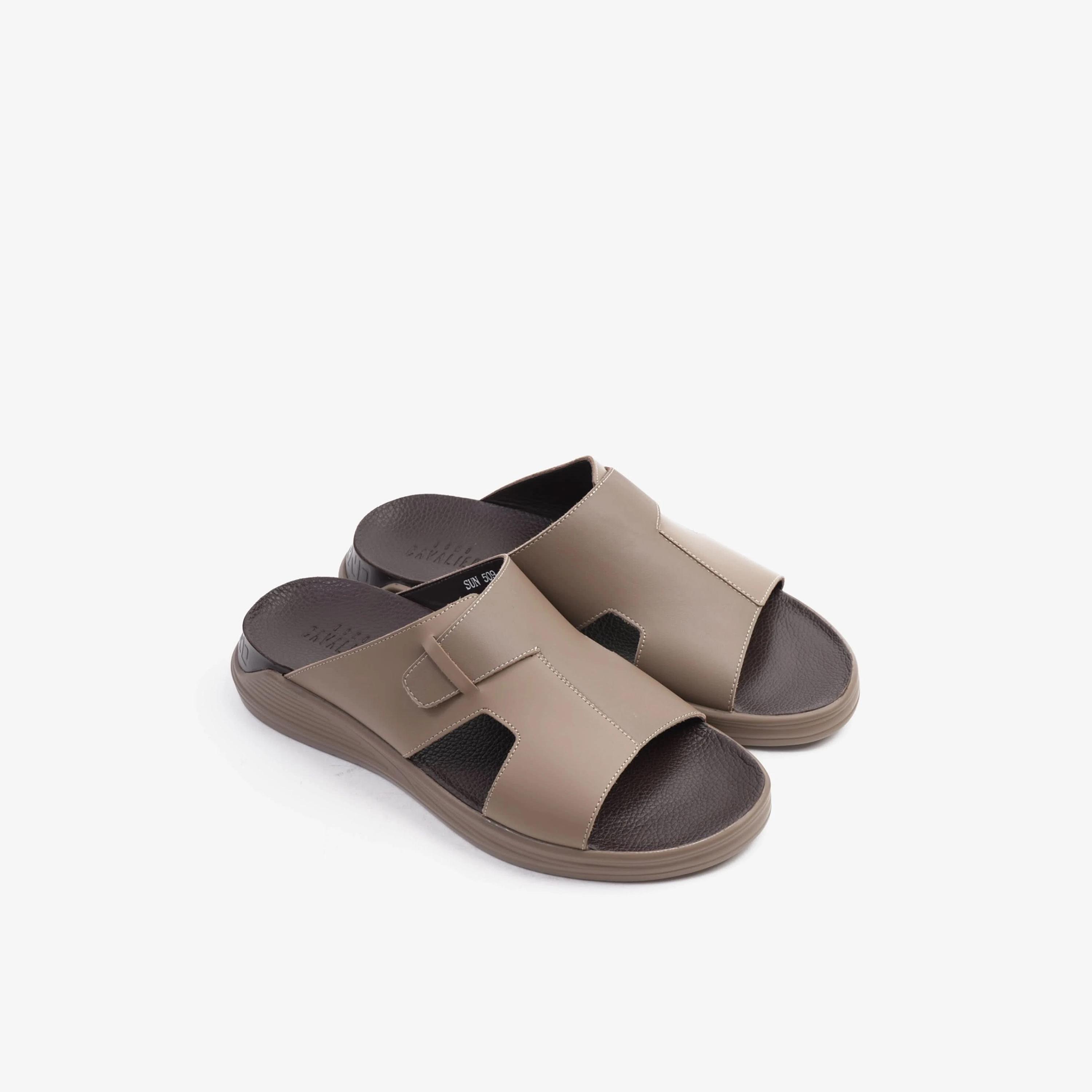 UOMO Cavalier Men's Slip-On Arabic Sandals | MSDCVALP101-men-shoes-sandals-image-1