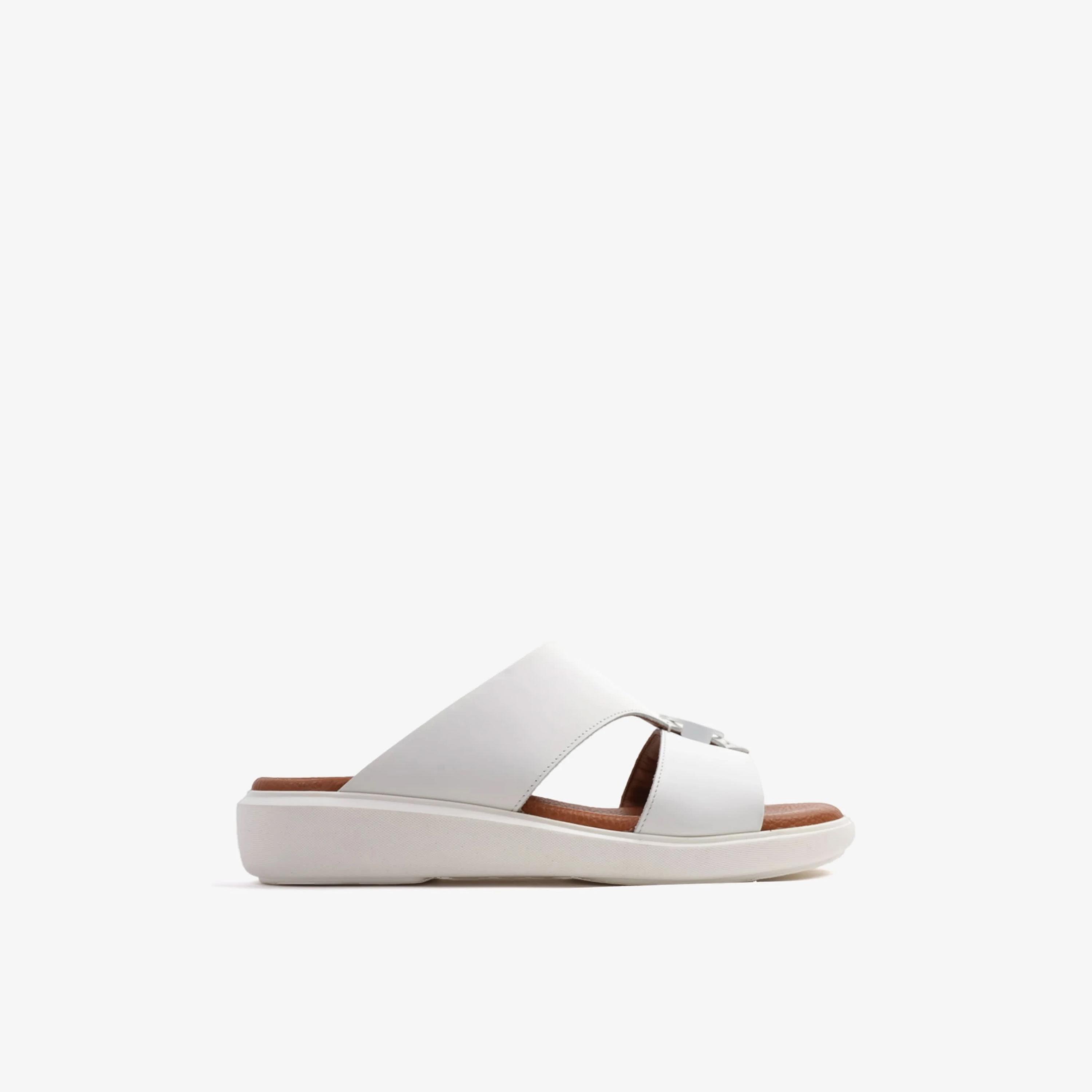 UOMO Cavalier Men's Slip-On Arabic Sandals | MSDCVALP101-men-shoes-sandals-image-3