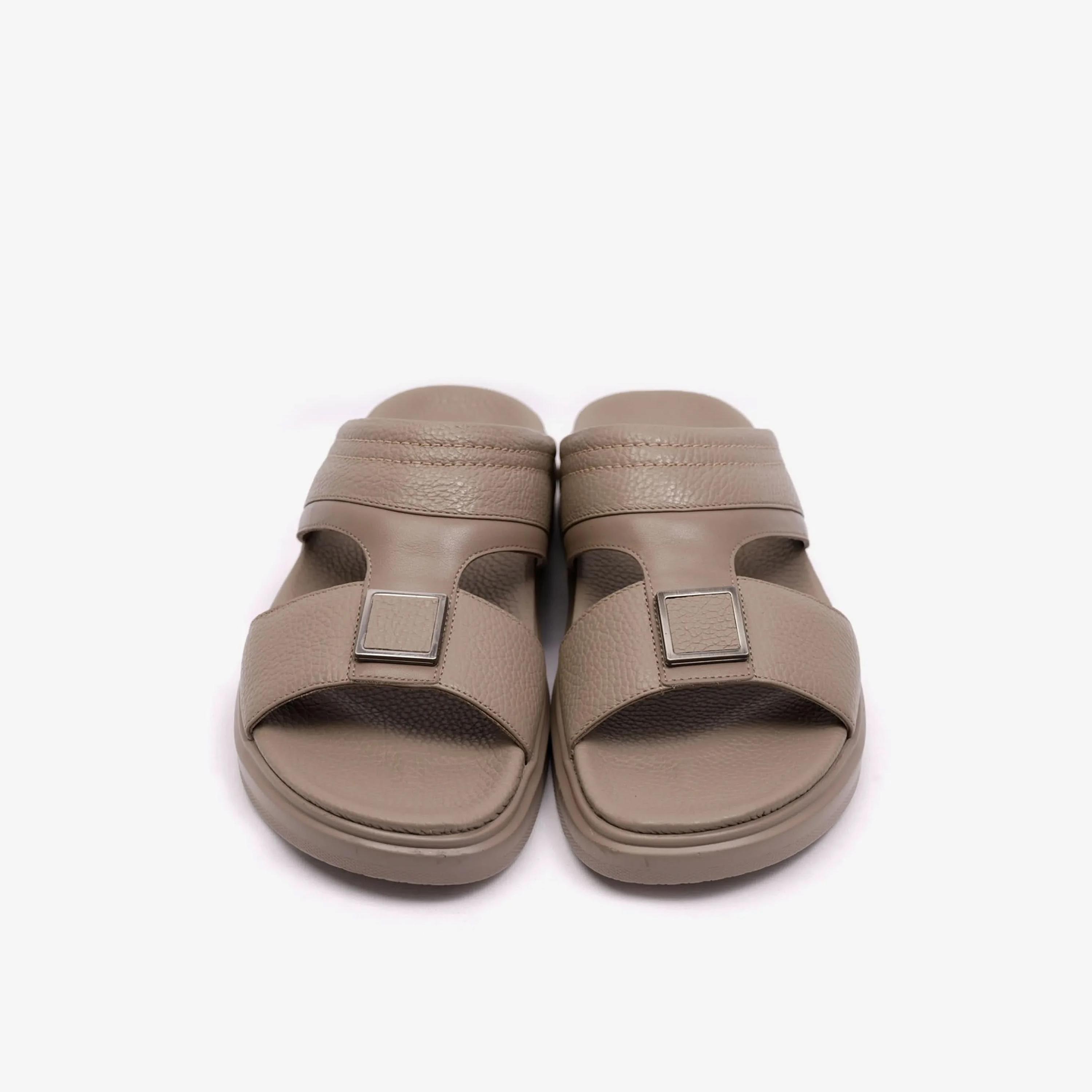 UOMO Cavalier Men's Slip-On Arabic Sandals | MSDCVBOL01-men-shoes-sandals-image-2