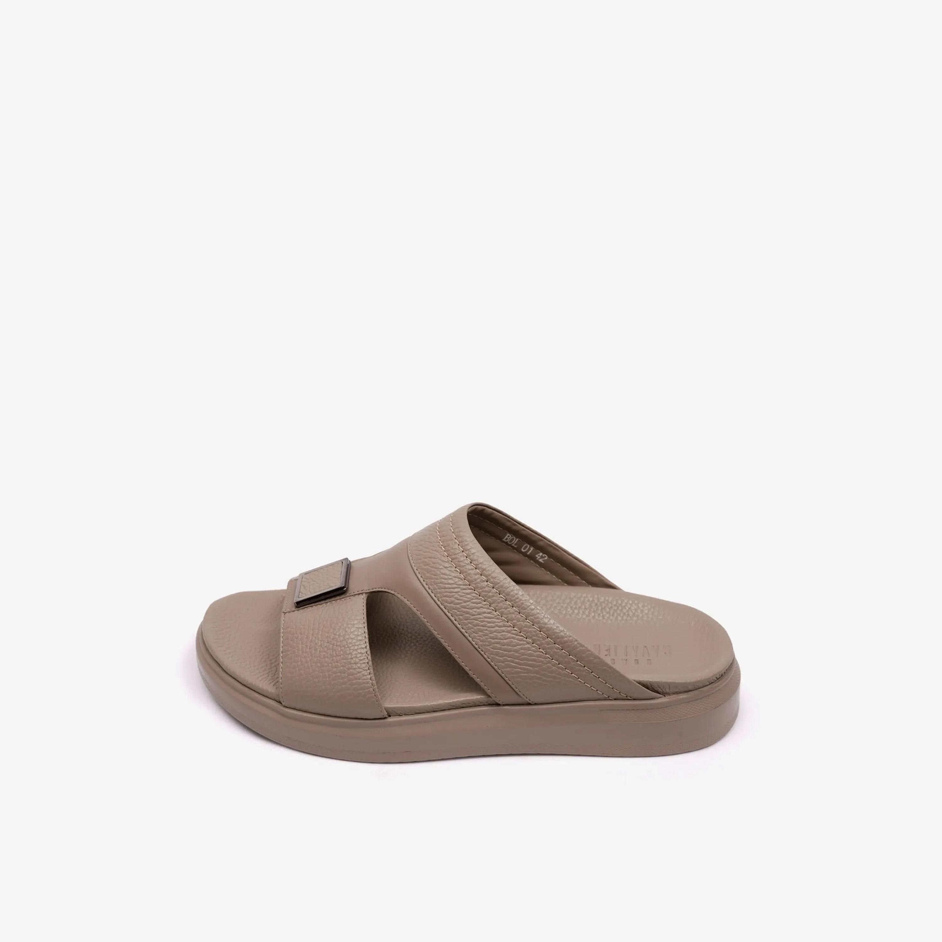 UOMO Cavalier Men's Slip-On Arabic Sandals | MSDCVBOL01-men-shoes-sandals-image-4