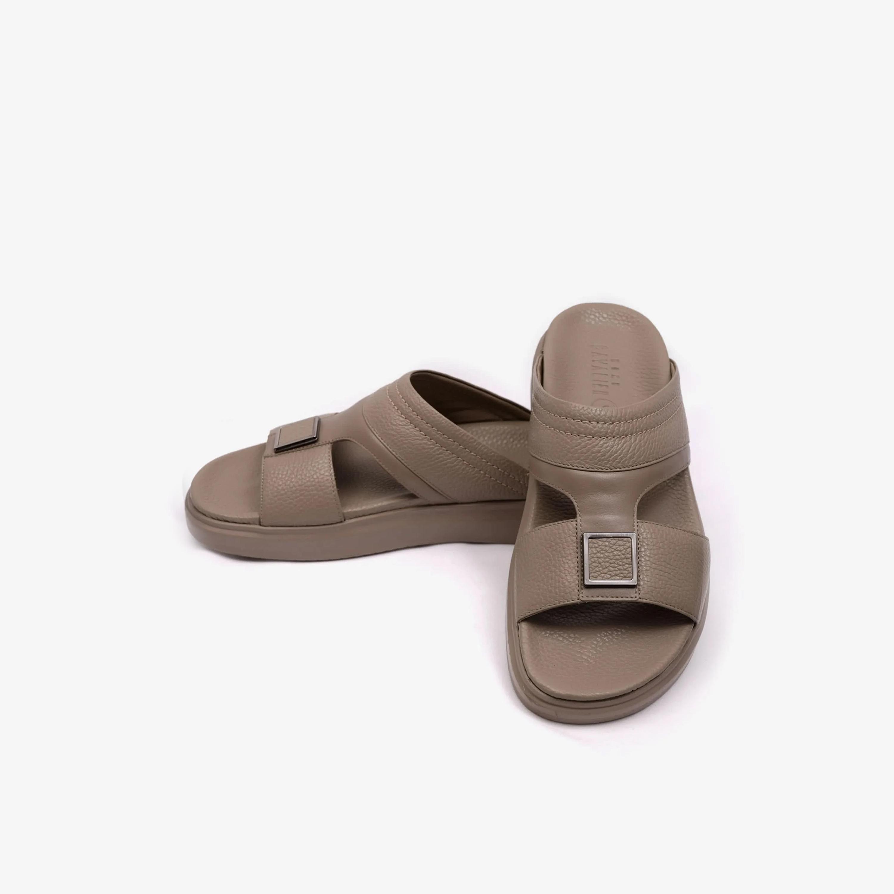 UOMO Cavalier Men's Slip-On Arabic Sandals | MSDCVBOL01-men-shoes-sandals-image-5