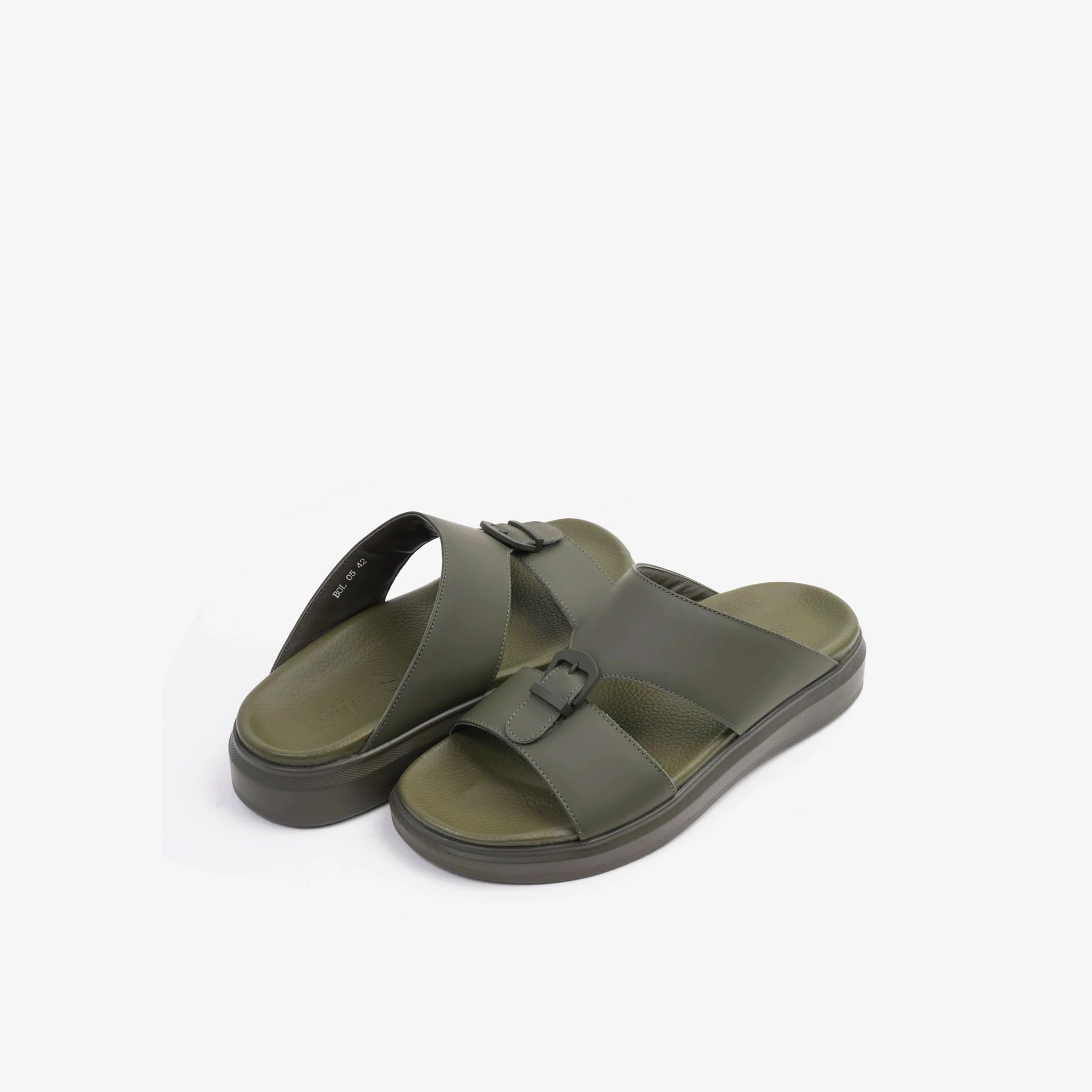 UOMO Cavalier Men's Slip-On Arabic Sandals | MSDCVBOL05-men-shoes-sandals-image-5
