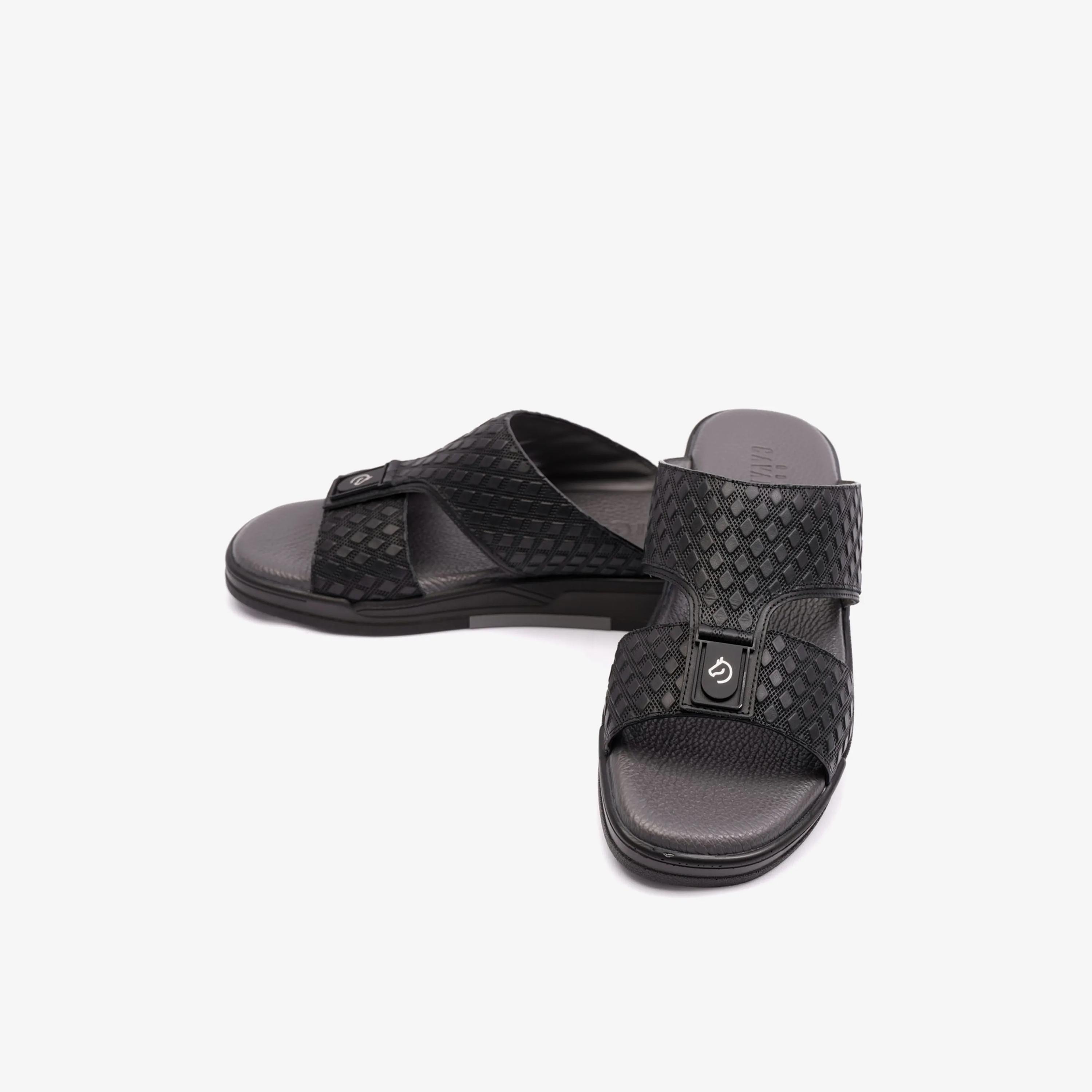 UOMO Cavalier Men's Slip-On Arabic Sandals | MSDCVHAR306-men-shoes-sandals-image-5