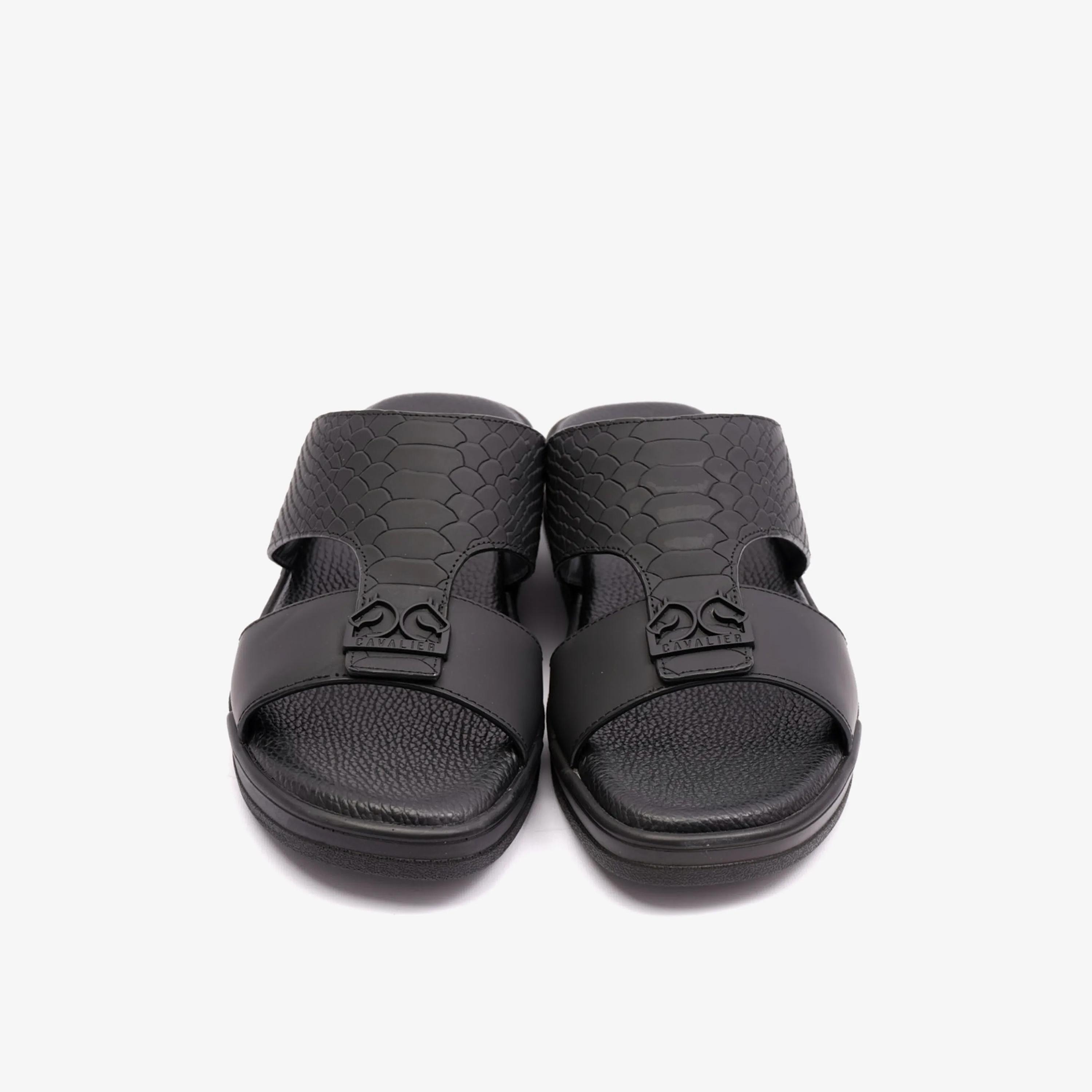 UOMO Cavalier Men's Slip-On Arabic Sandals | MSDCVHAR307-men-shoes-sandals-image-2