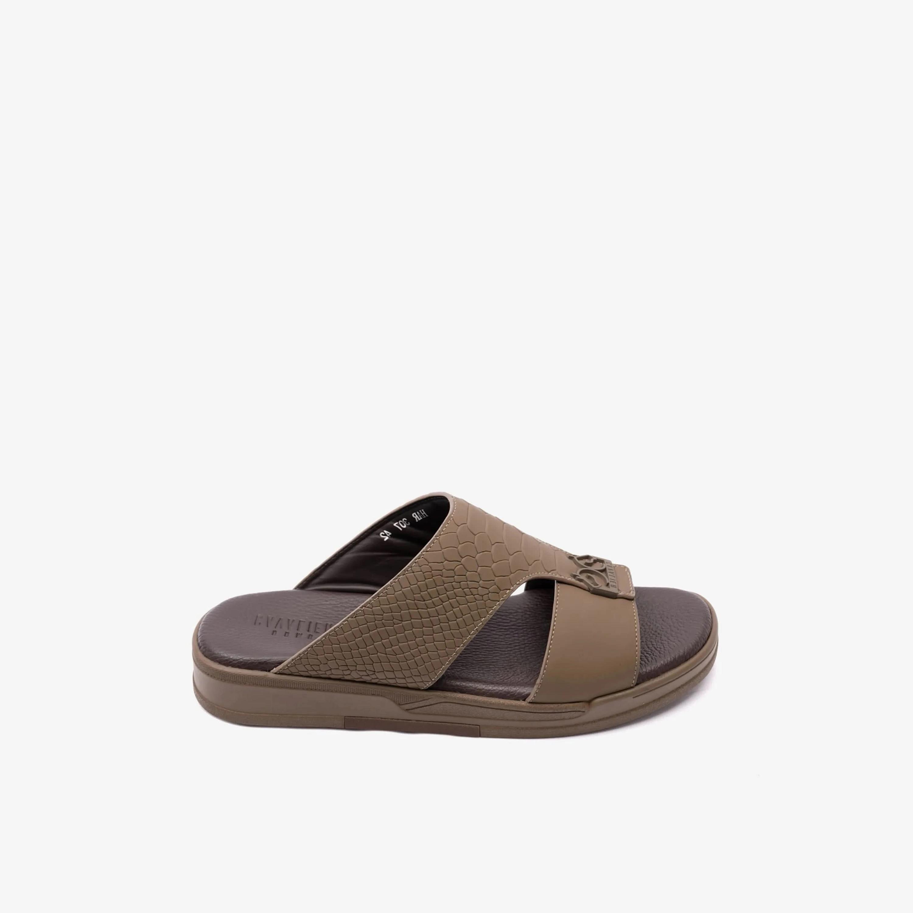 UOMO Cavalier Men's Slip-On Arabic Sandals | MSDCVHAR307-men-shoes-sandals-image-3