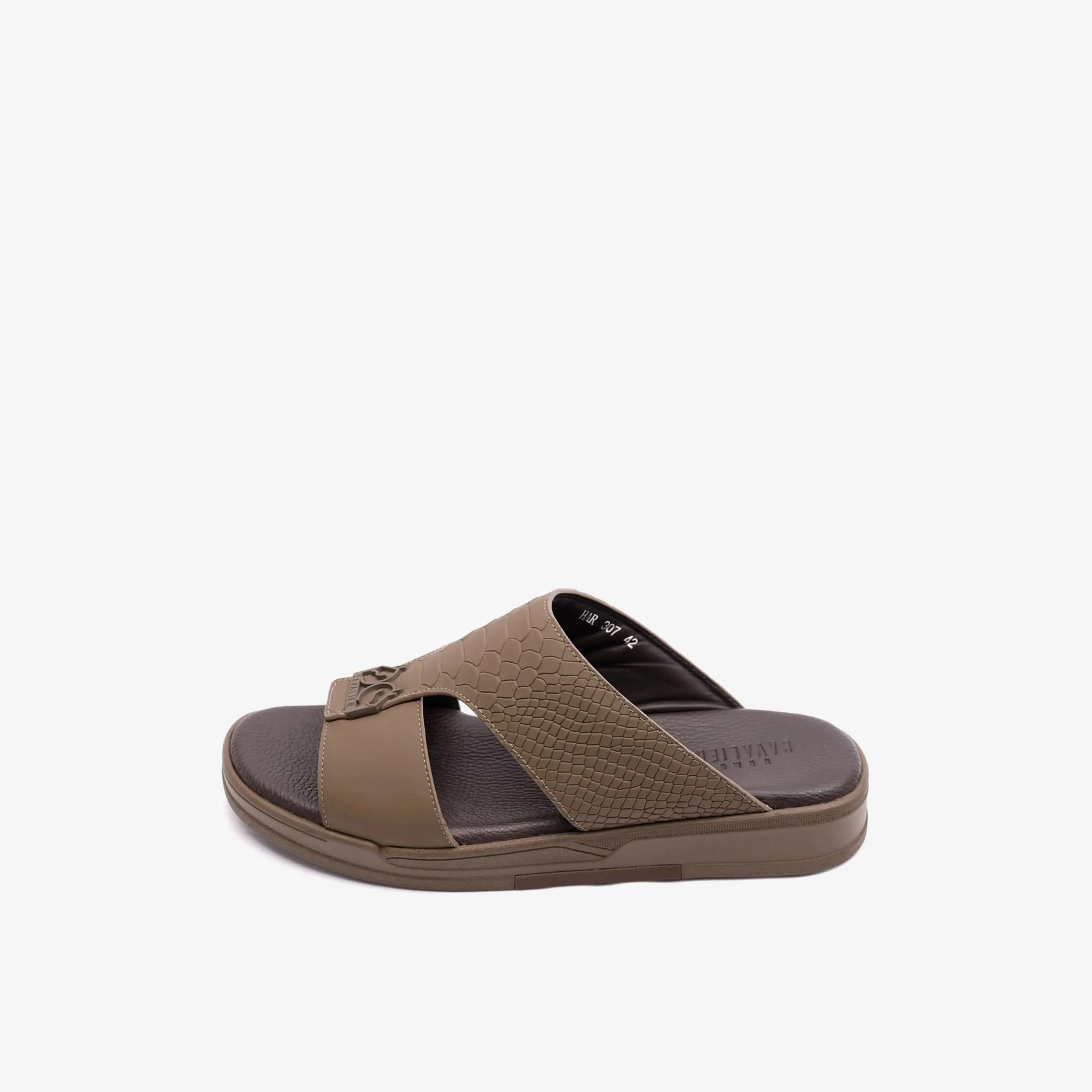 UOMO Cavalier Men's Slip-On Arabic Sandals | MSDCVHAR307-men-shoes-sandals-image-4