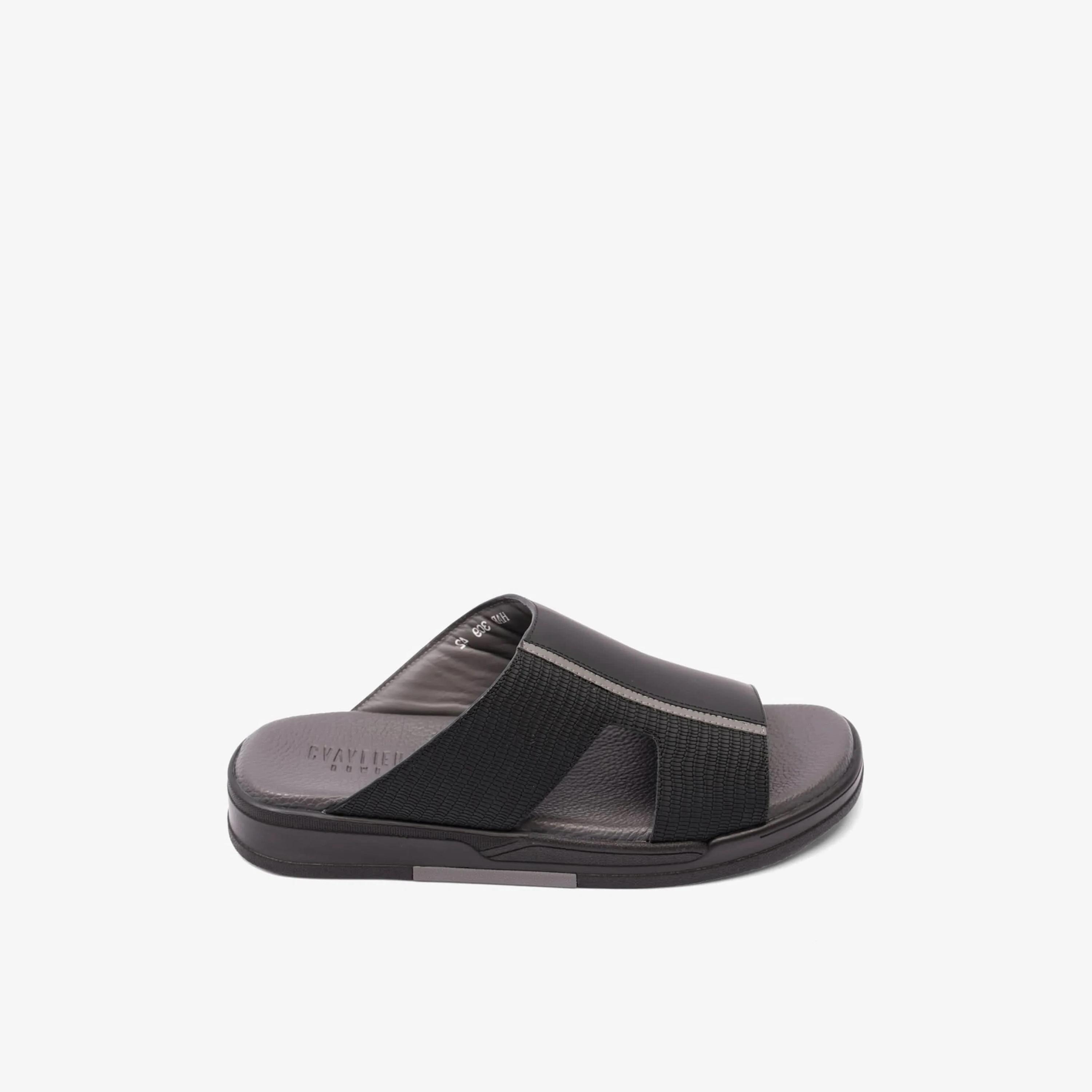UOMO Cavalier Men's Slip-On Arabic Sandals | MSDCVHAR309-men-shoes-sandals-image-3