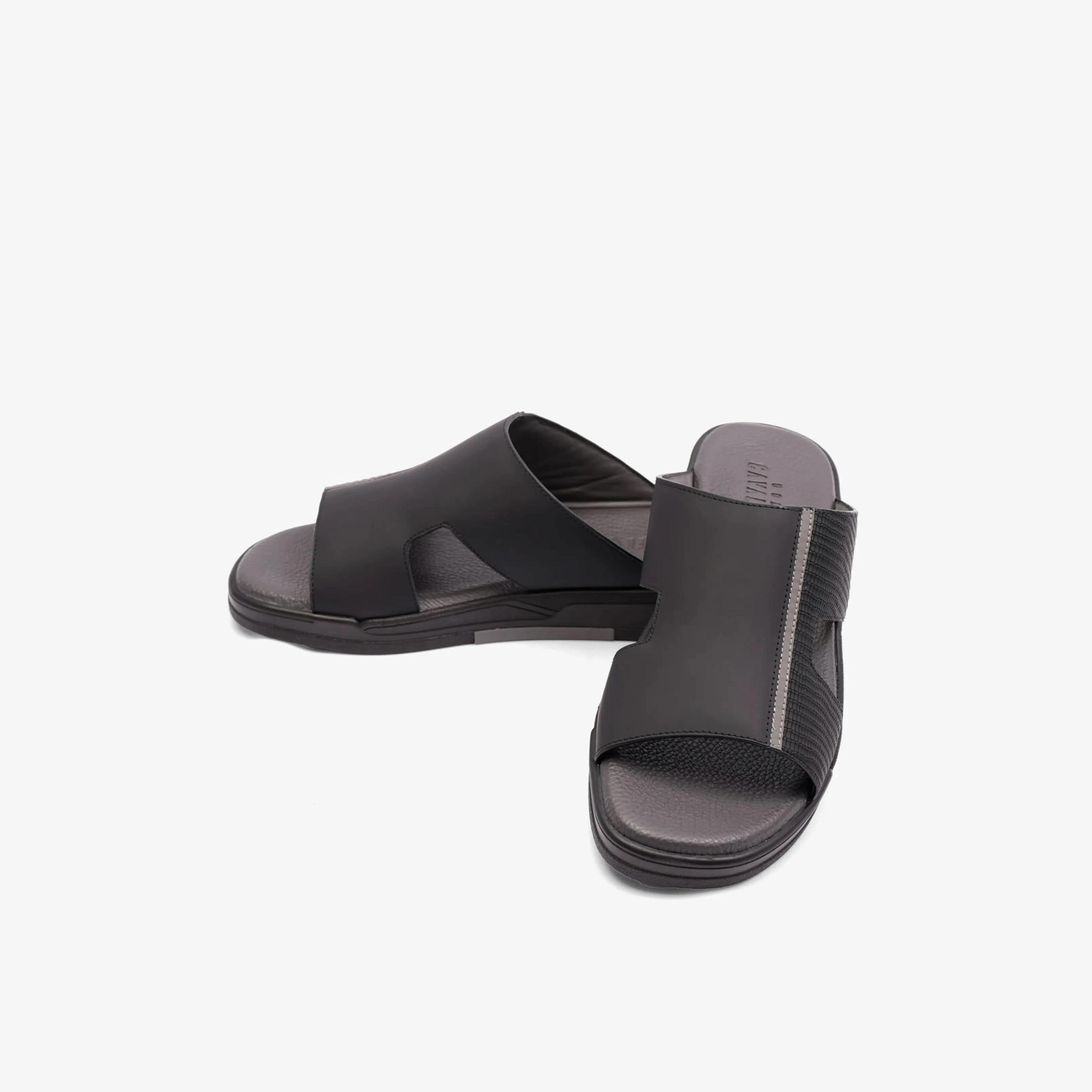 UOMO Cavalier Men's Slip-On Arabic Sandals | MSDCVHAR309-men-shoes-sandals-image-5