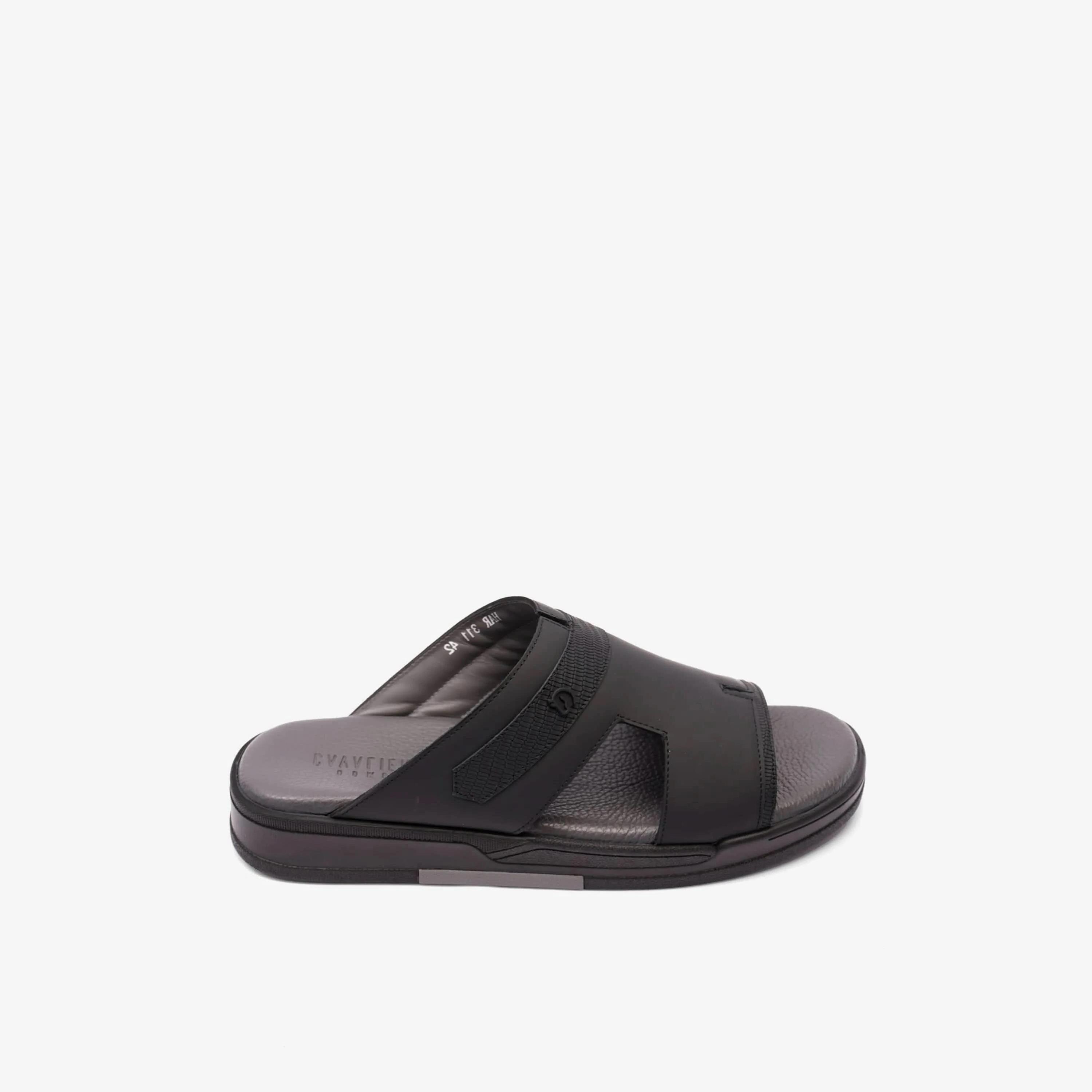 UOMO Cavalier Men's Slip-On Arabic Sandals | MSDCVHAR311-men-shoes-sandals-image-3