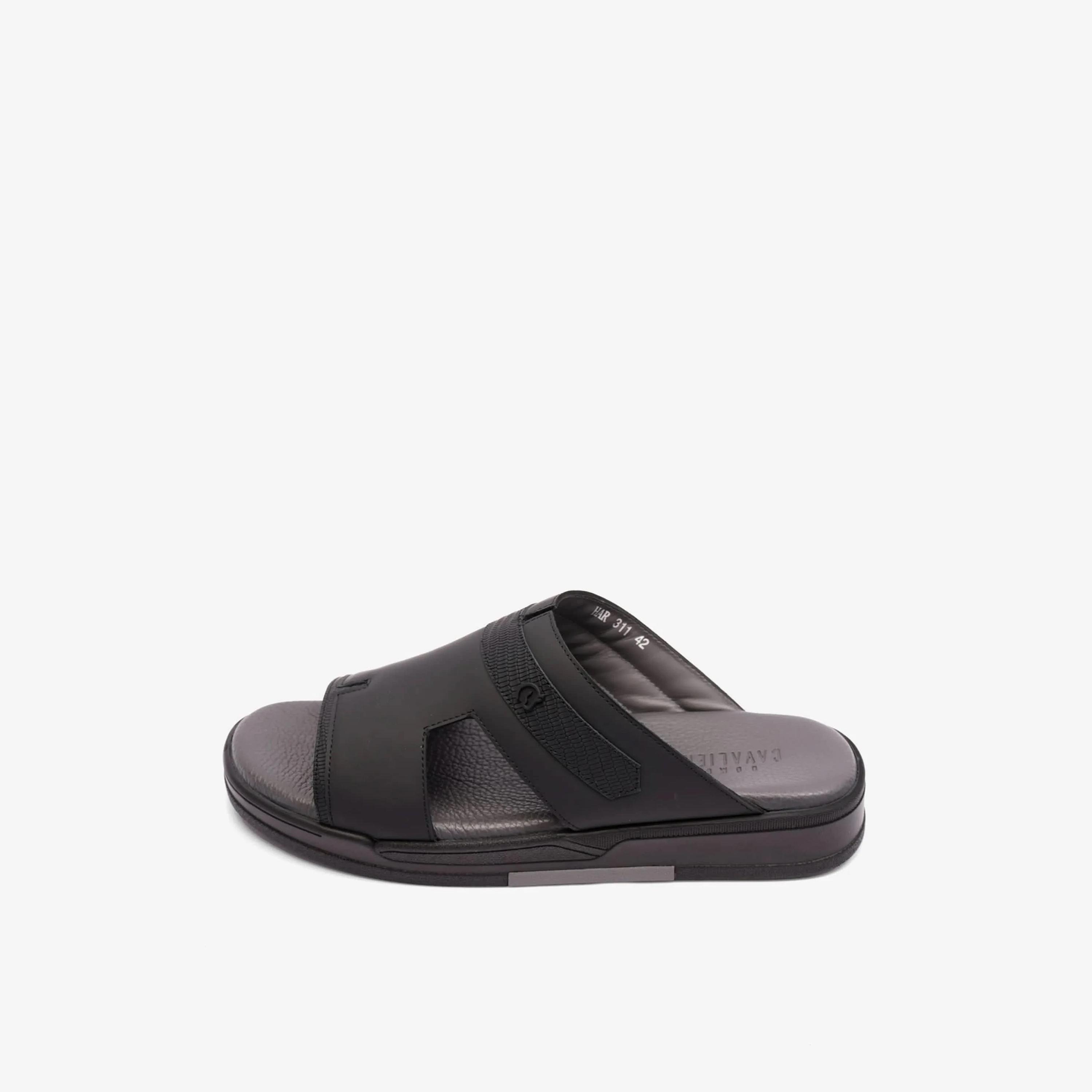 UOMO Cavalier Men's Slip-On Arabic Sandals | MSDCVHAR311-men-shoes-sandals-image-4
