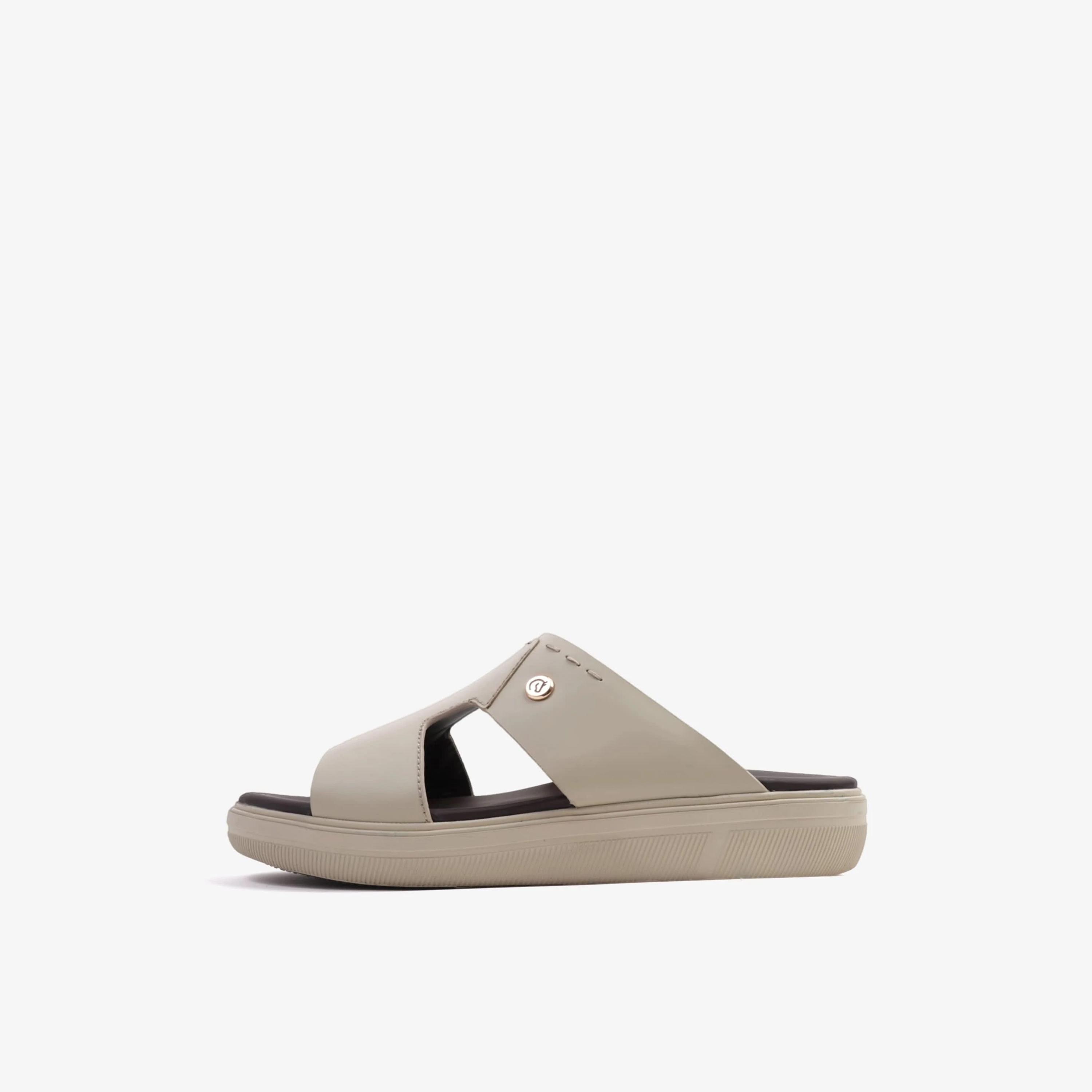 UOMO Cavalier Men's Slip-On Arabic Sandals | MSDCVJS503-men-shoes-sandals-image-4