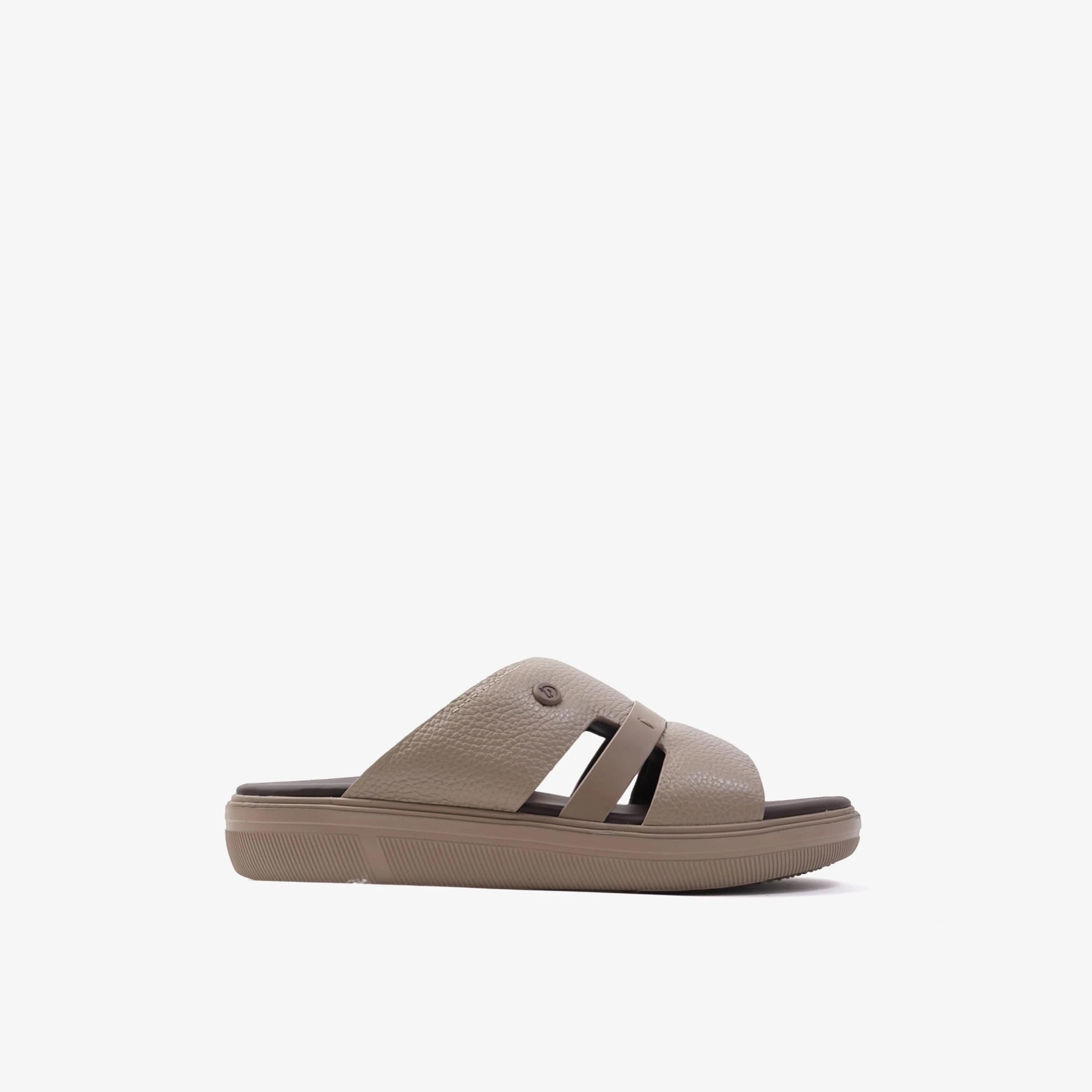 UOMO Cavalier Men's Slip-On Arabic Sandals | MSDCVJS504-men-shoes-sandals-image-3